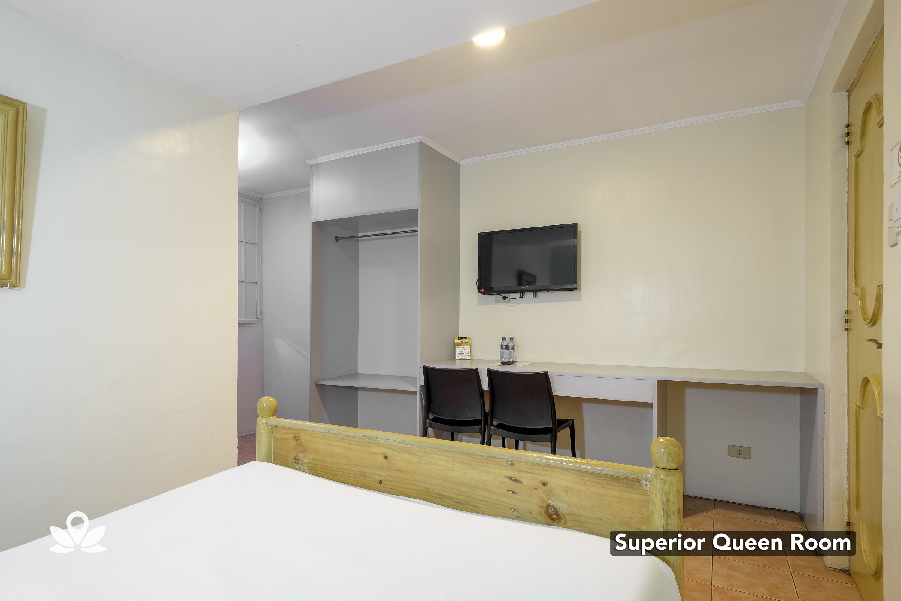 Nichols Airport Hotel by ZEN Rooms