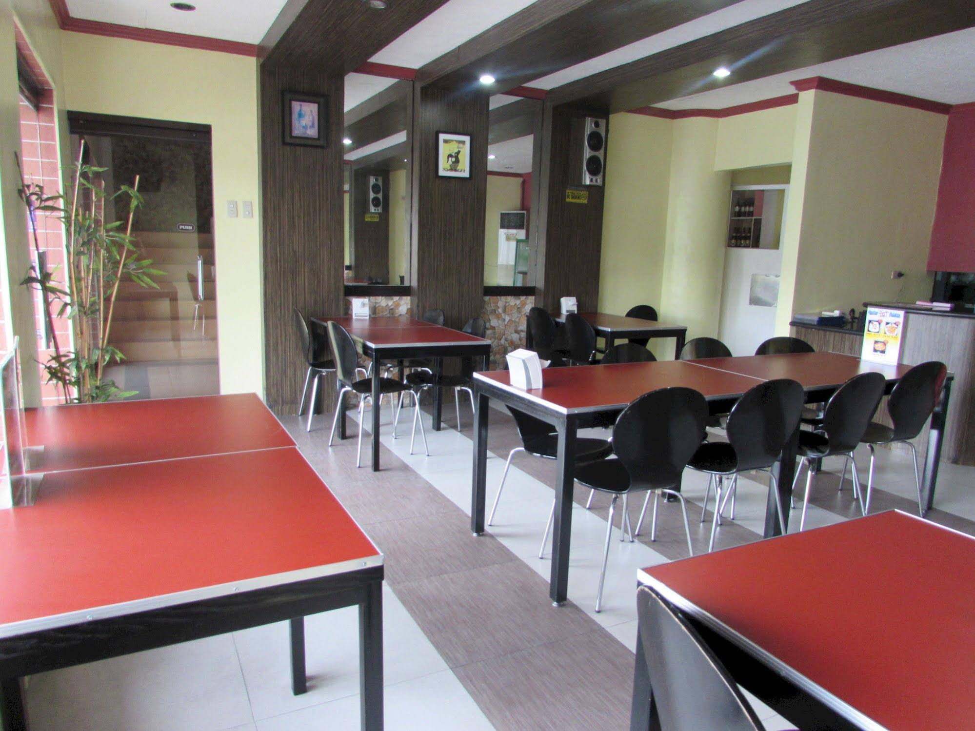 Oyster Plaza Hotel