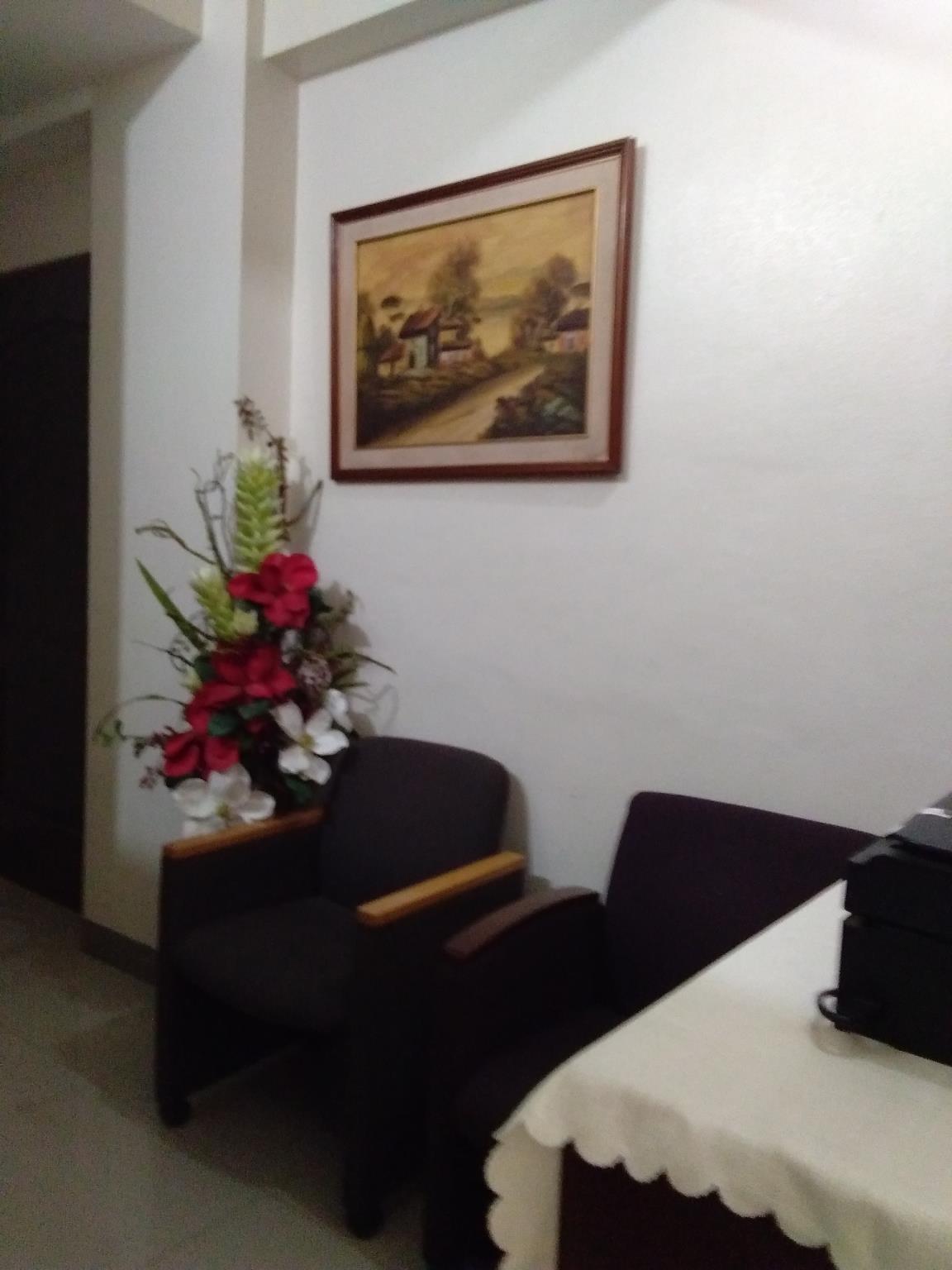 Precious Kassel Travellers Airport GuestHouse