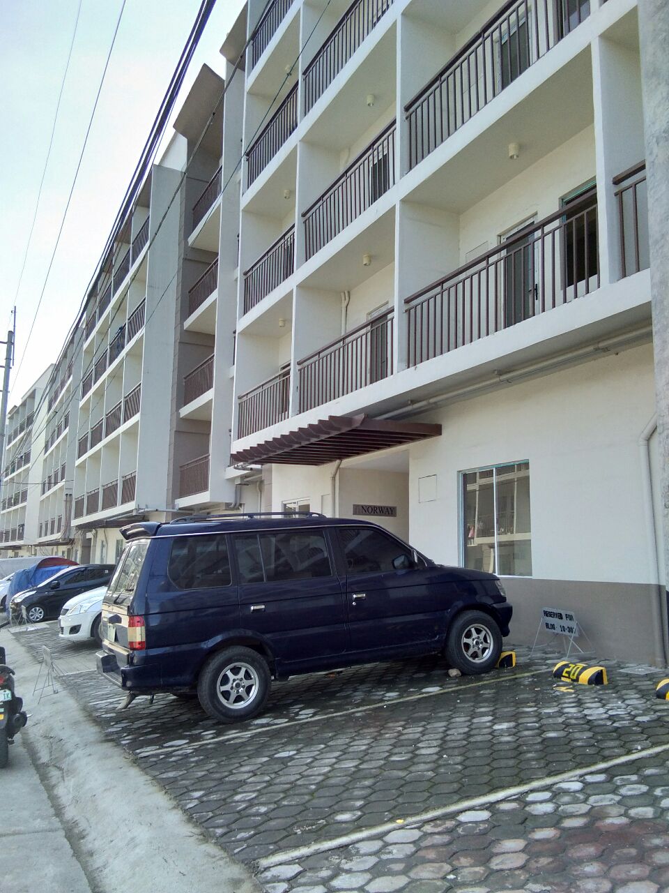 Precious Kassel Travellers Airport GuestHouse