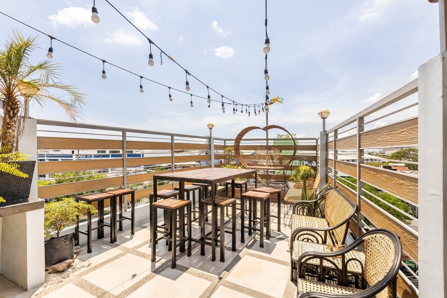 Rain Airport Bnb