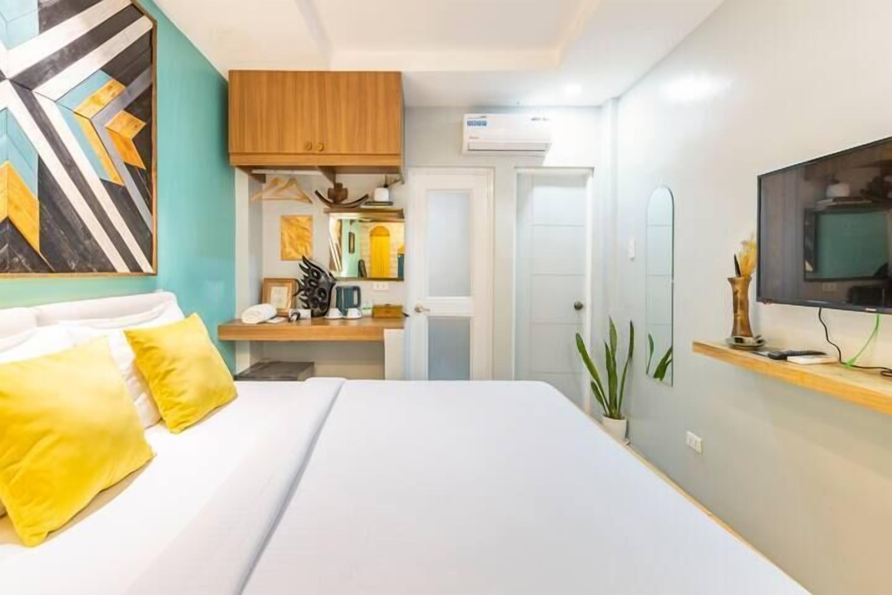 Rain Airport Bnb