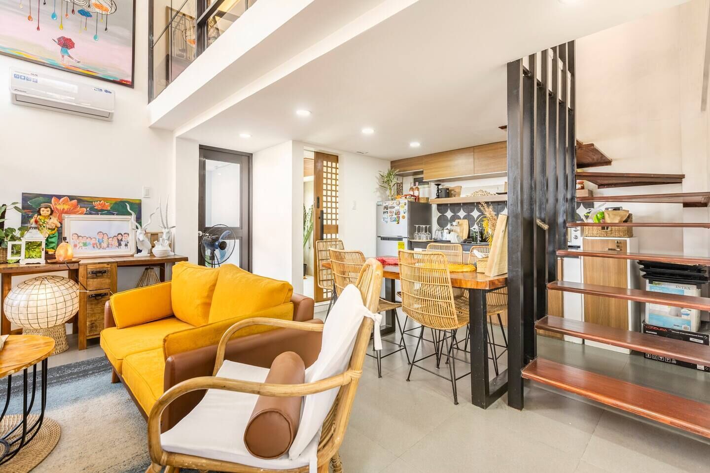 Rain Airport Bnb