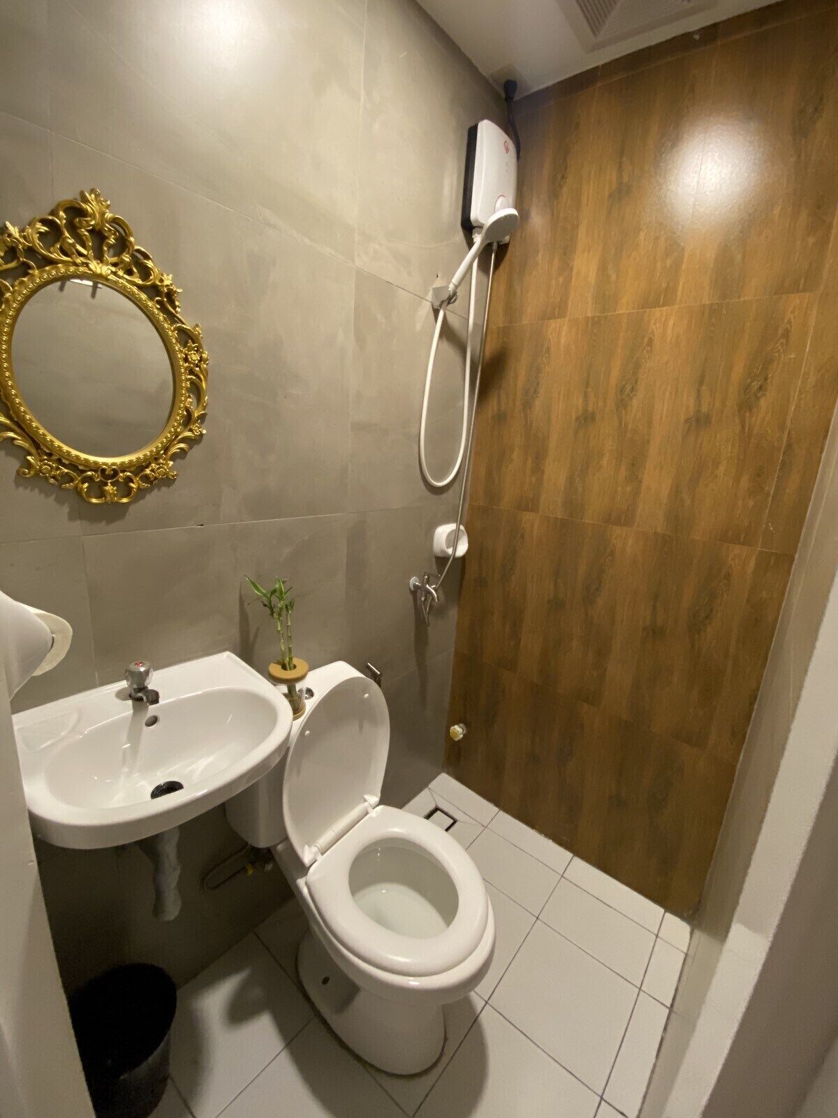 Rain Airport Bnb