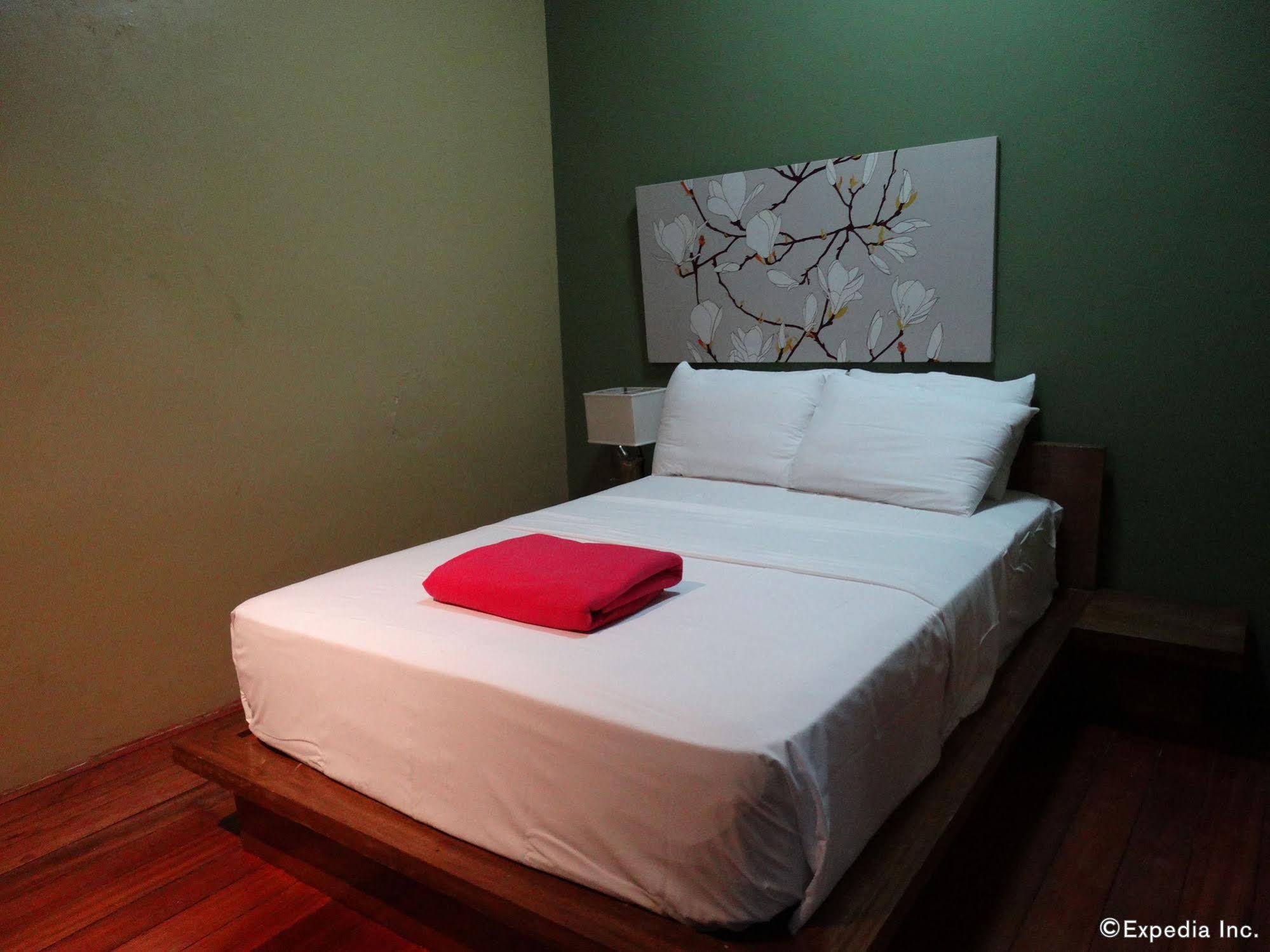 The Purple Tree Bed And Breakfast