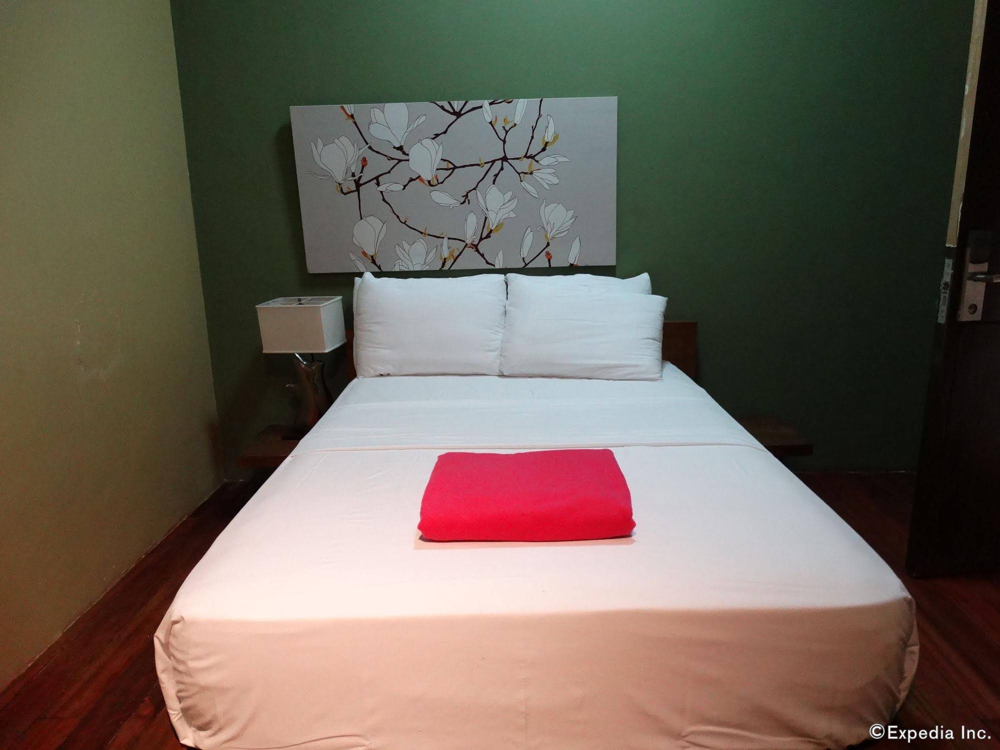 The Purple Tree Bed And Breakfast