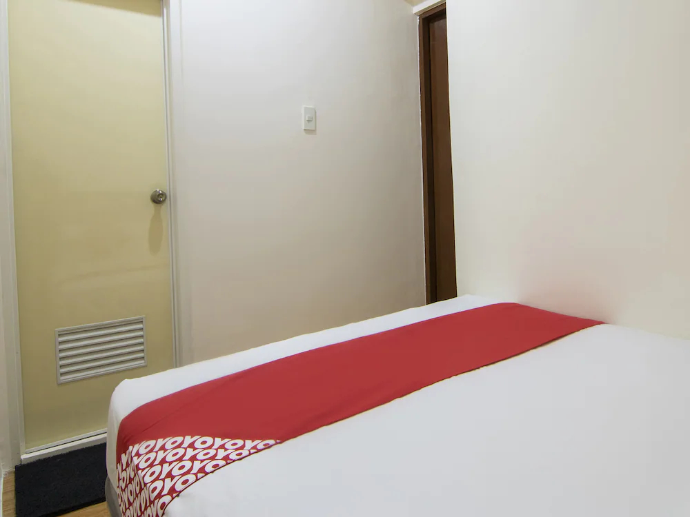 Apollo 11 Apartelle by OYO Rooms