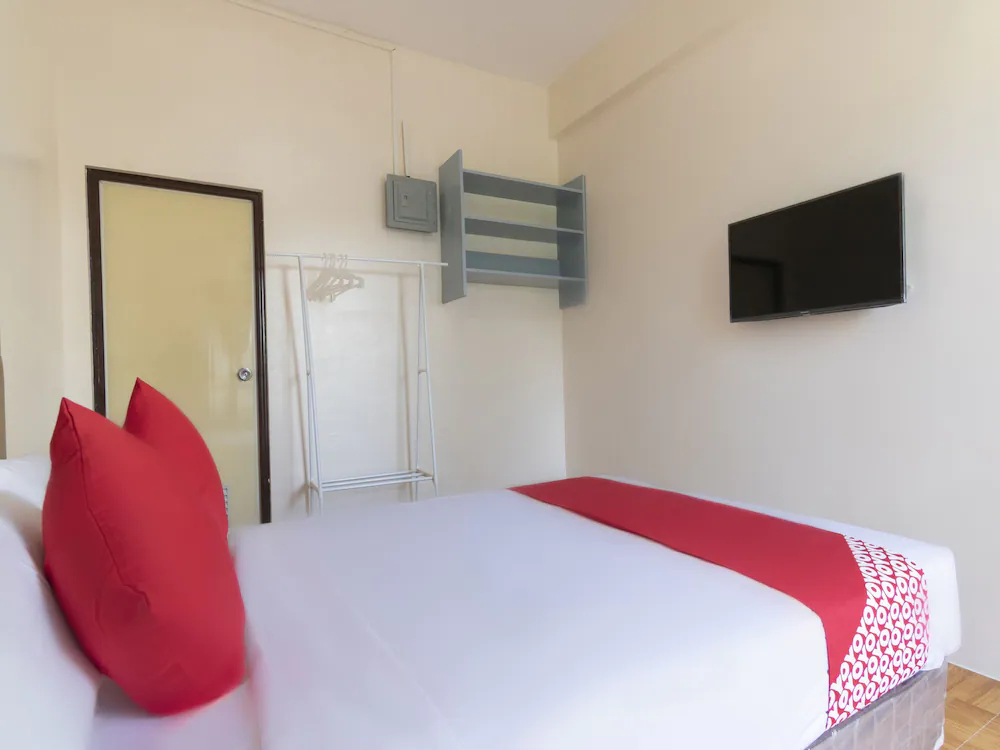 Apollo 11 Apartelle by OYO Rooms