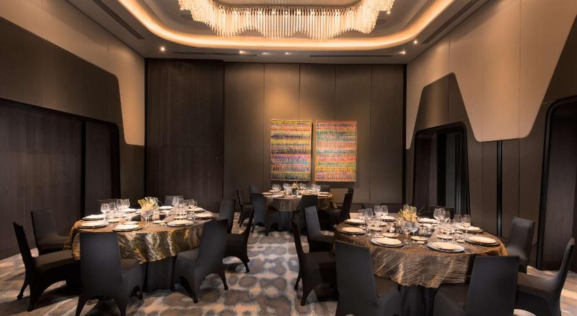 Conrad Manila