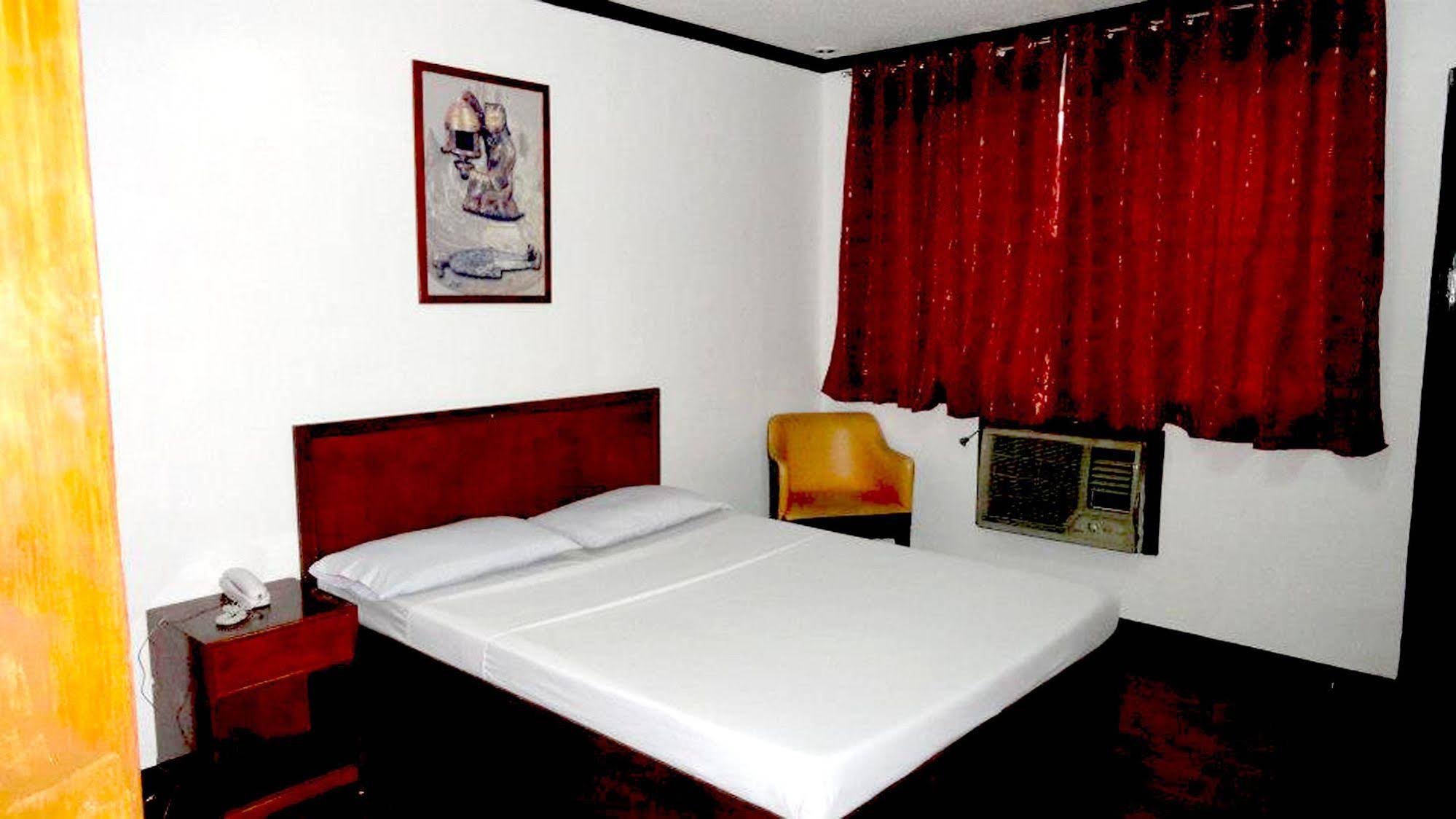 Crosswinds Ocean Hotel