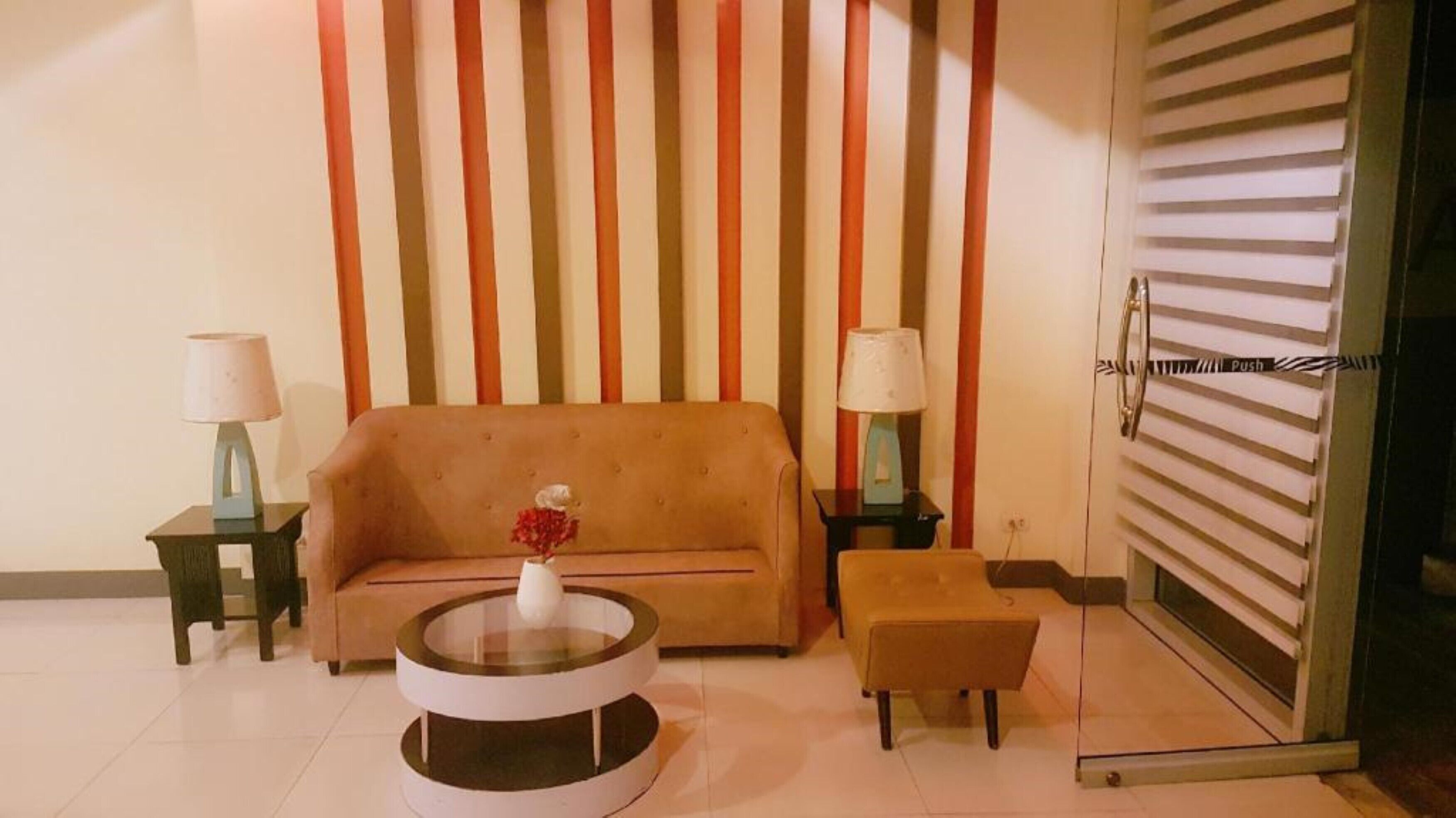 Del's Condotel across NAIA Terminal 3