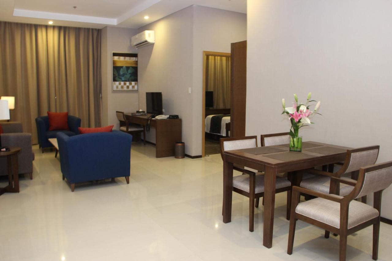 Golden Phoenix Hotel Manila