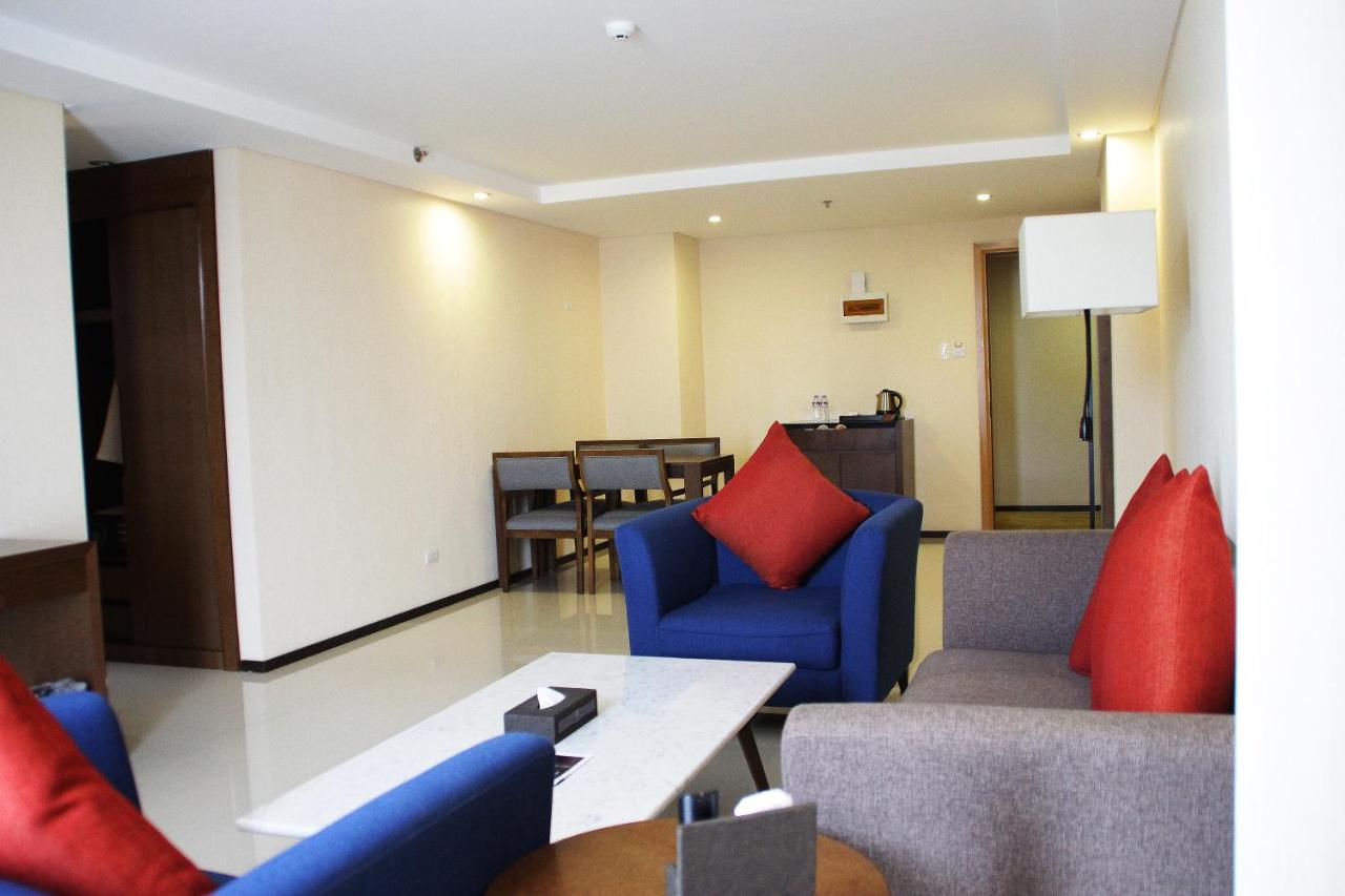 Golden Phoenix Hotel Manila