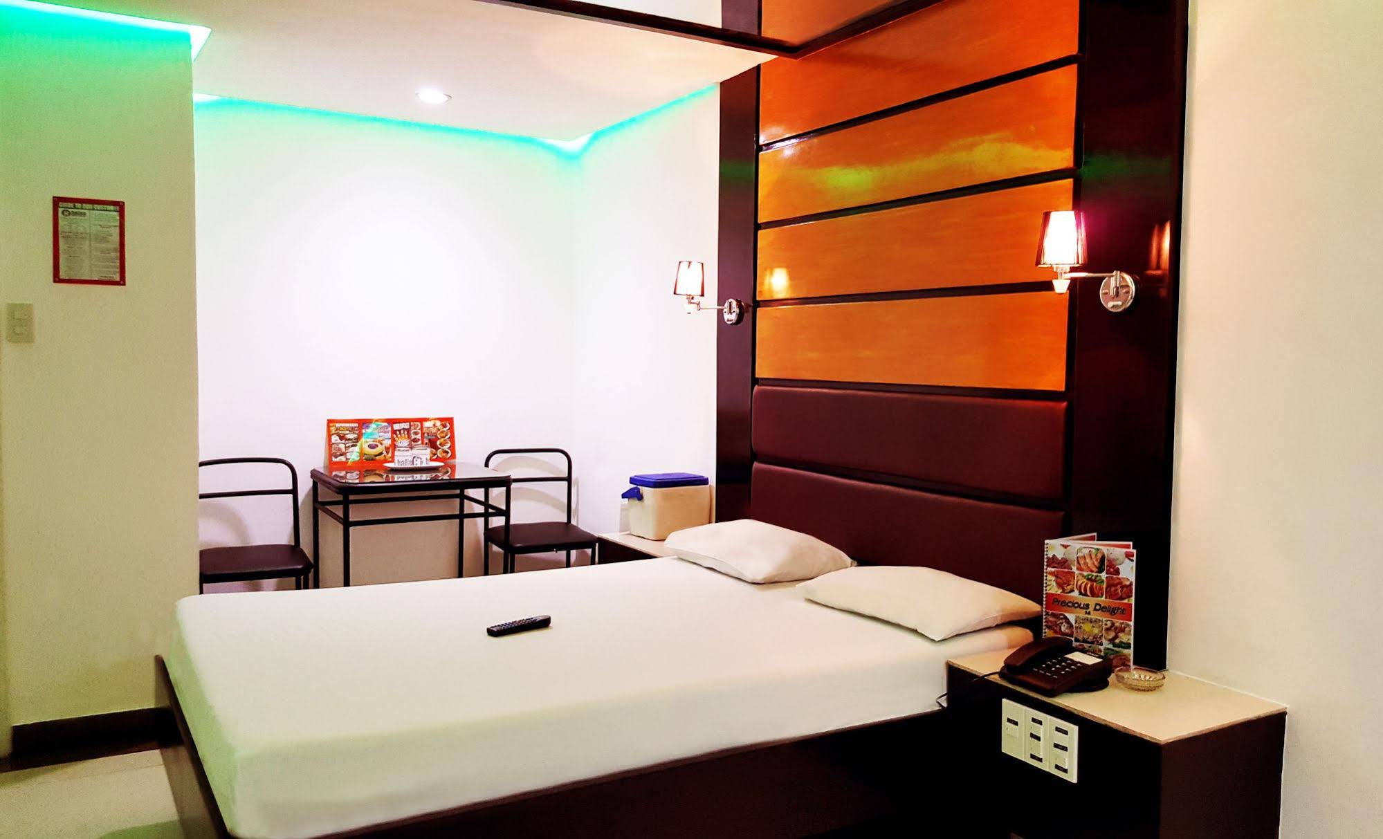 Halina Drive Inn Hotel - Pasay