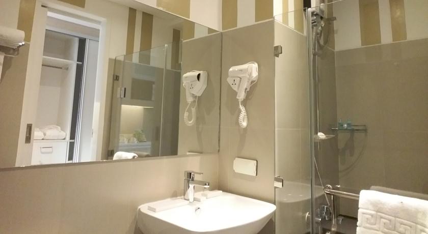 Hotel 101