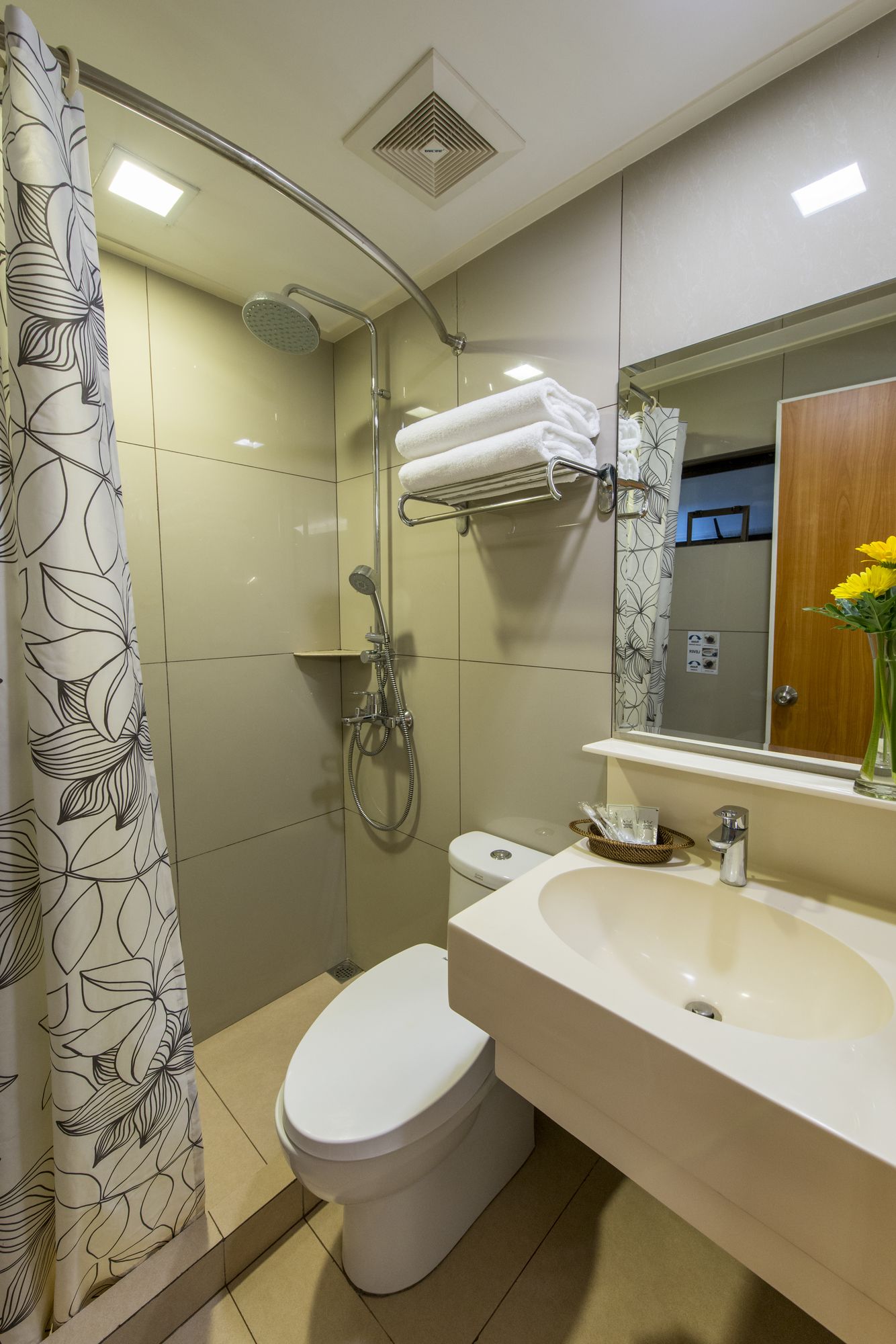Kabayan Hotel Pasay