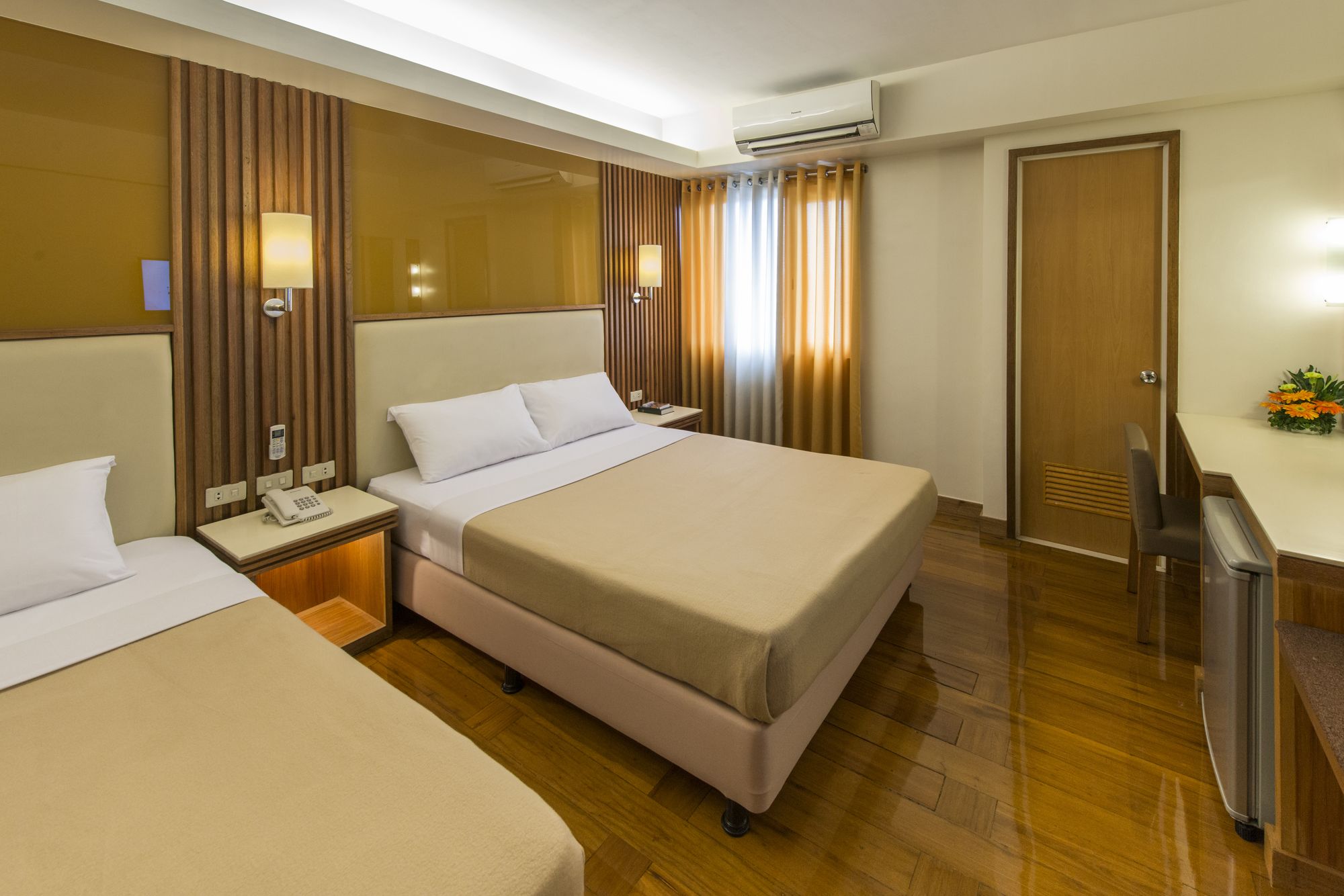 Kabayan Hotel Pasay