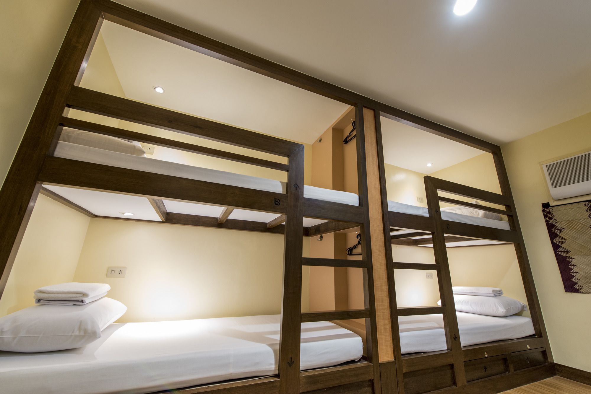 Kabayan Hotel Pasay