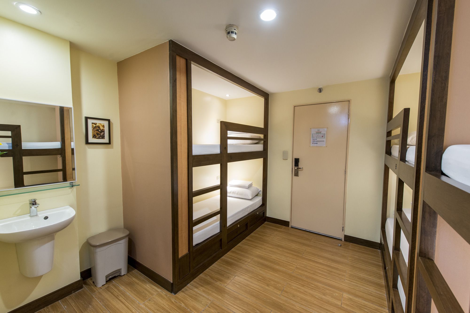 Kabayan Hotel Pasay