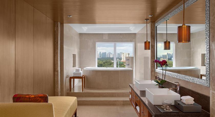 Manila Marriott Hotel