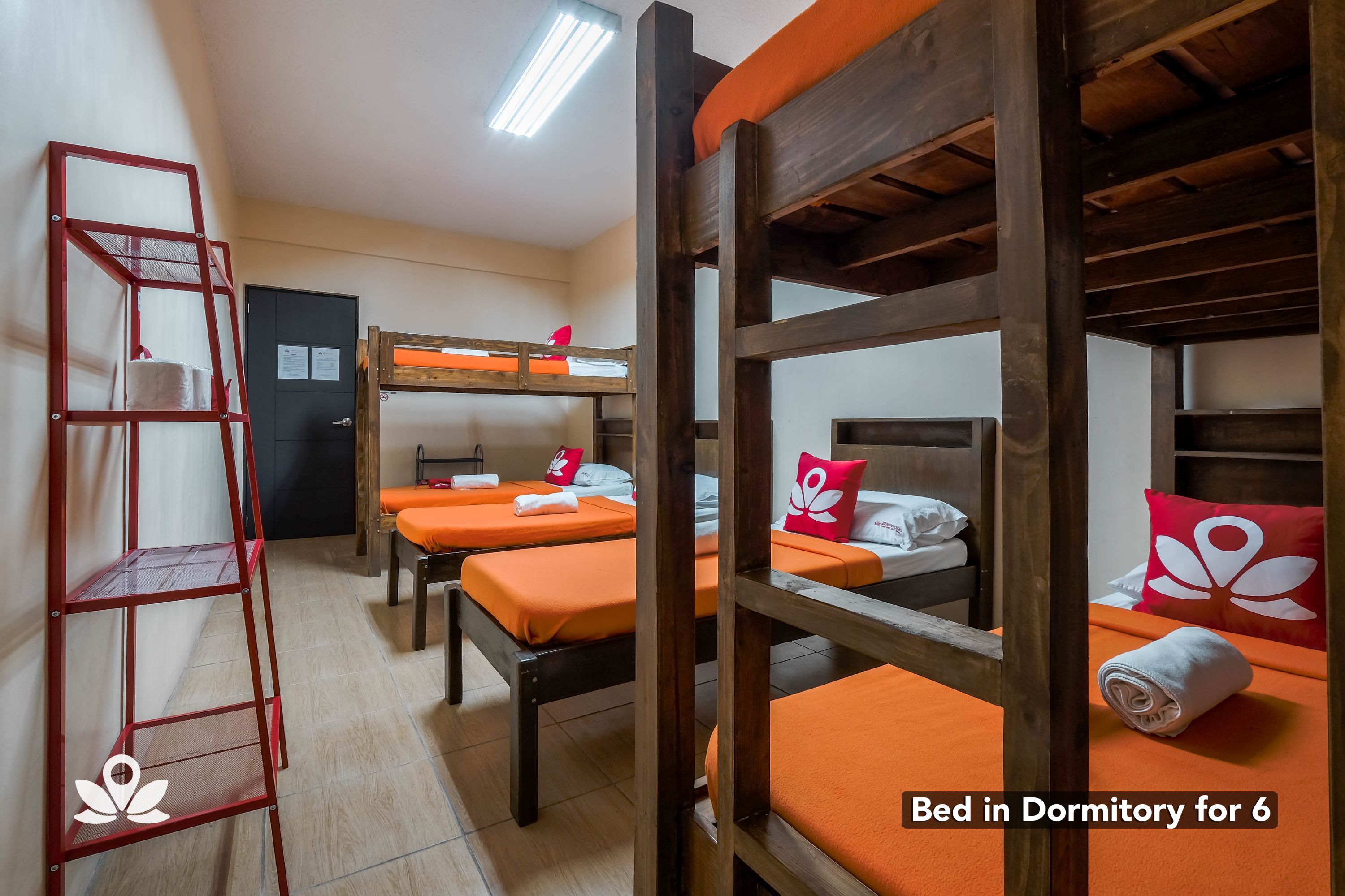 OYO 841 Metro Deluxe Residences