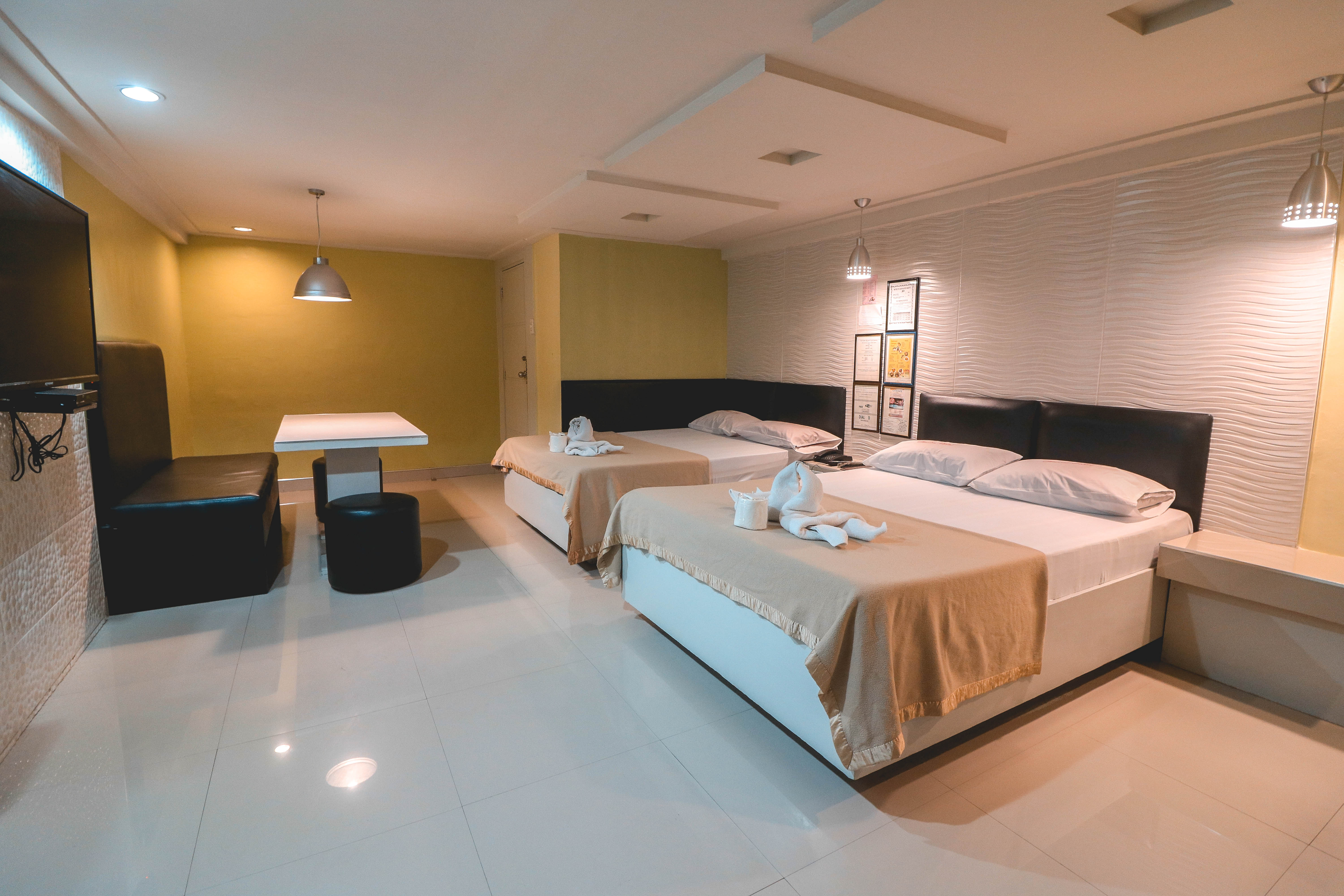 New Winston Hotel