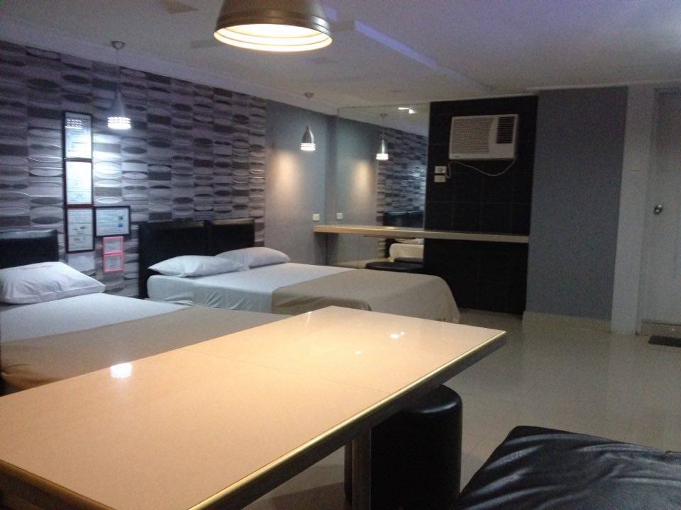 New Winston Hotel