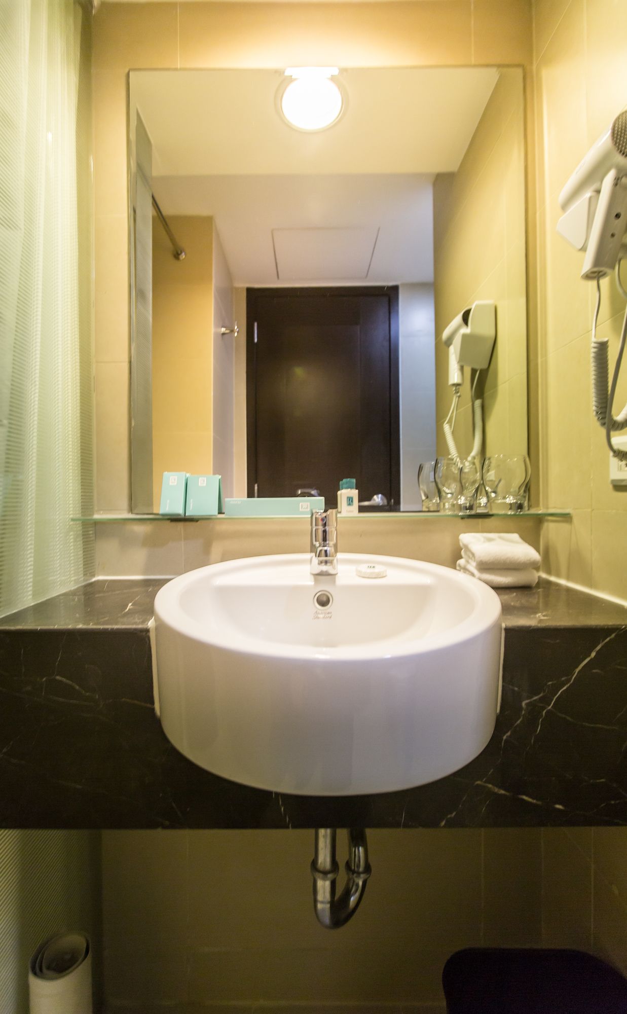 Holiday Inn Express Manila Newport City