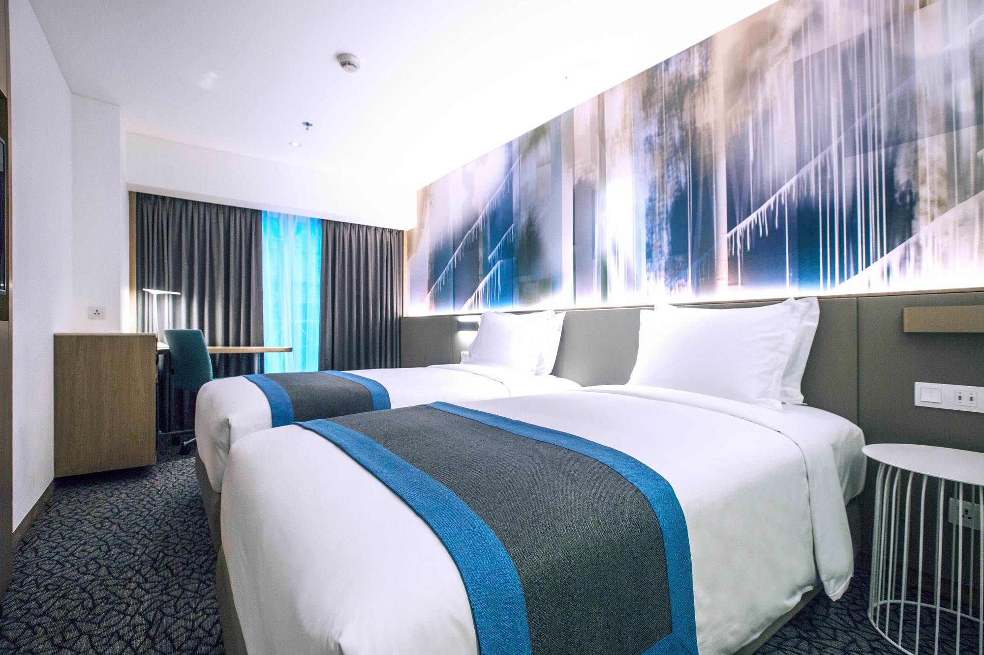Holiday Inn Express Manila Newport City