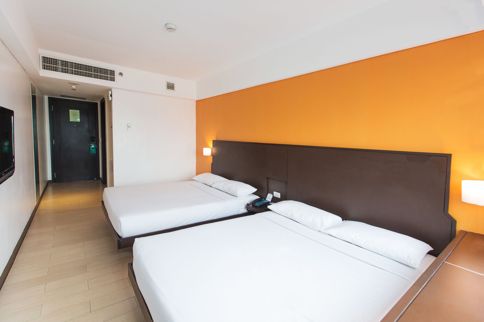 Holiday Inn Express Manila Newport City