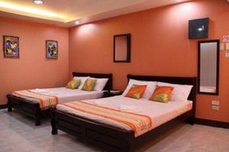 Roger's Place Hotel
