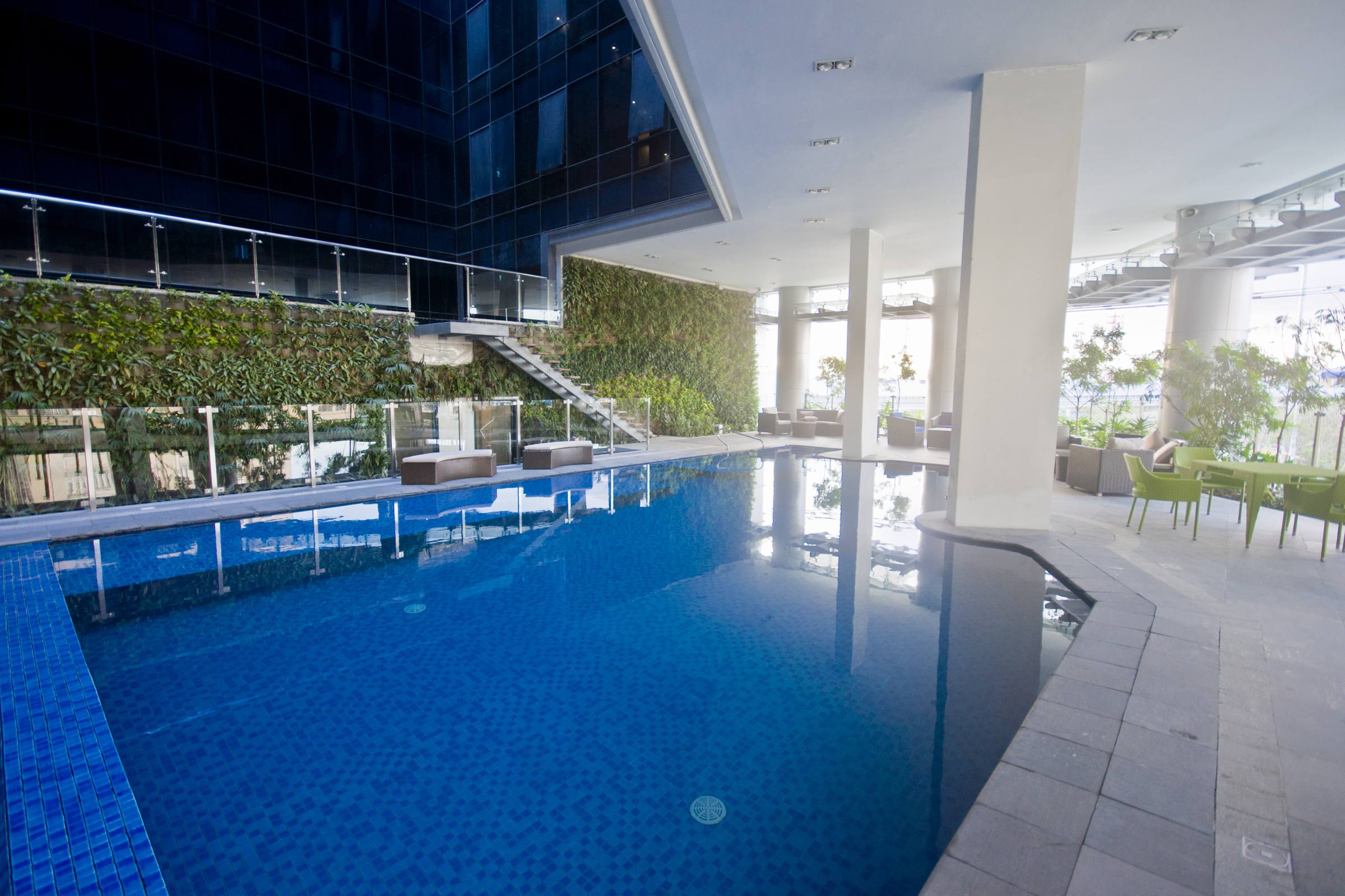 Savoy Hotel Manila