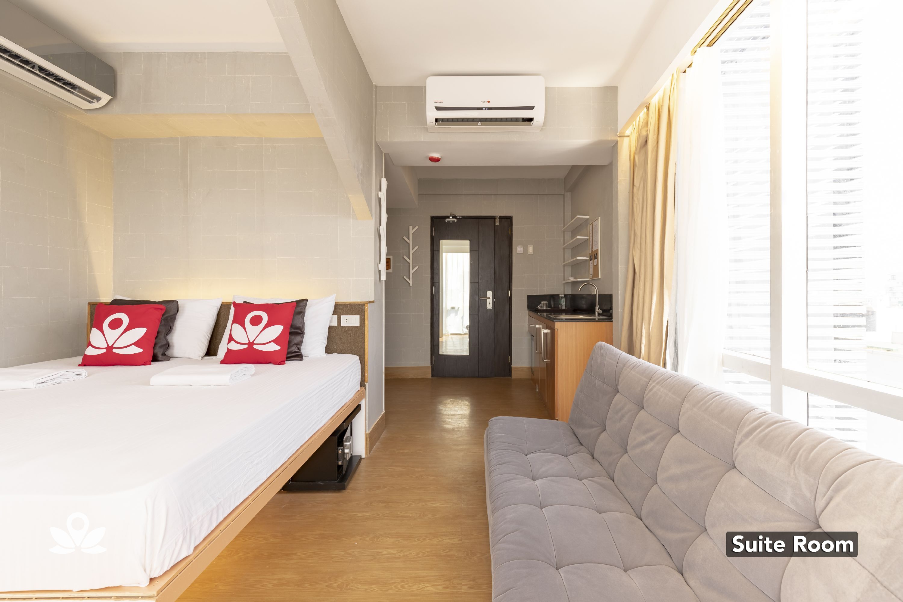 Selah Pods Pasay by ZEN Rooms