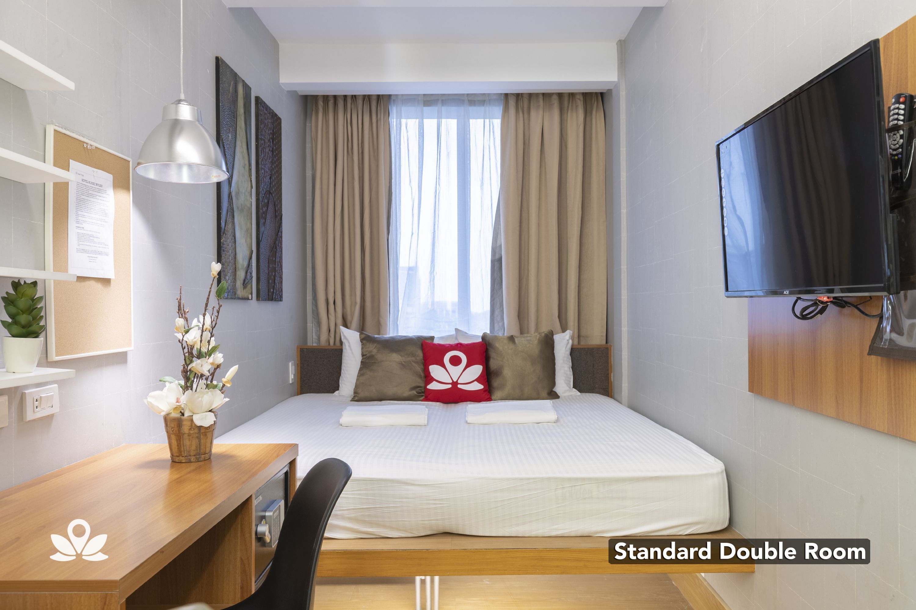 Selah Pods Pasay by ZEN Rooms