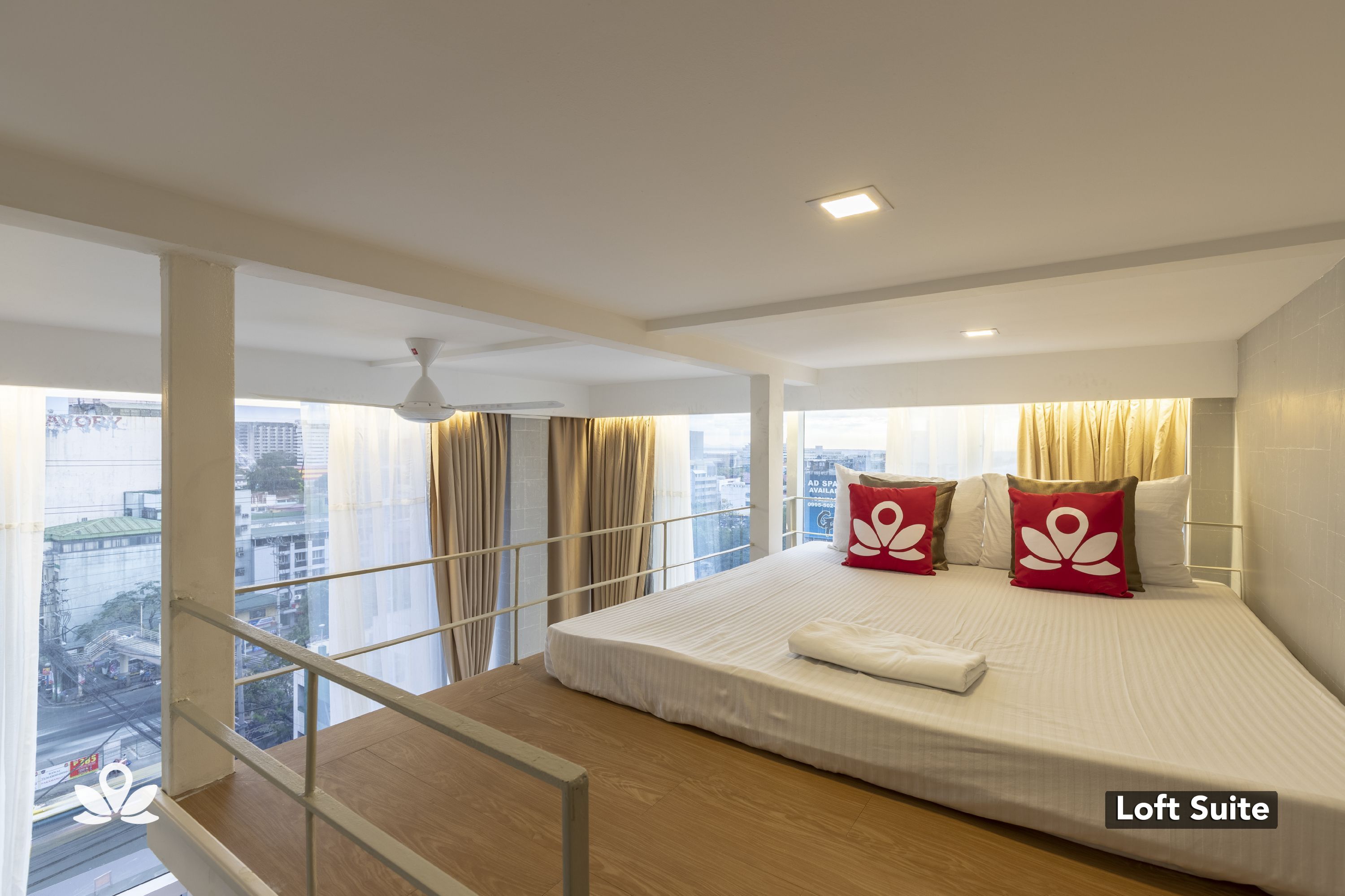Selah Pods Pasay by ZEN Rooms