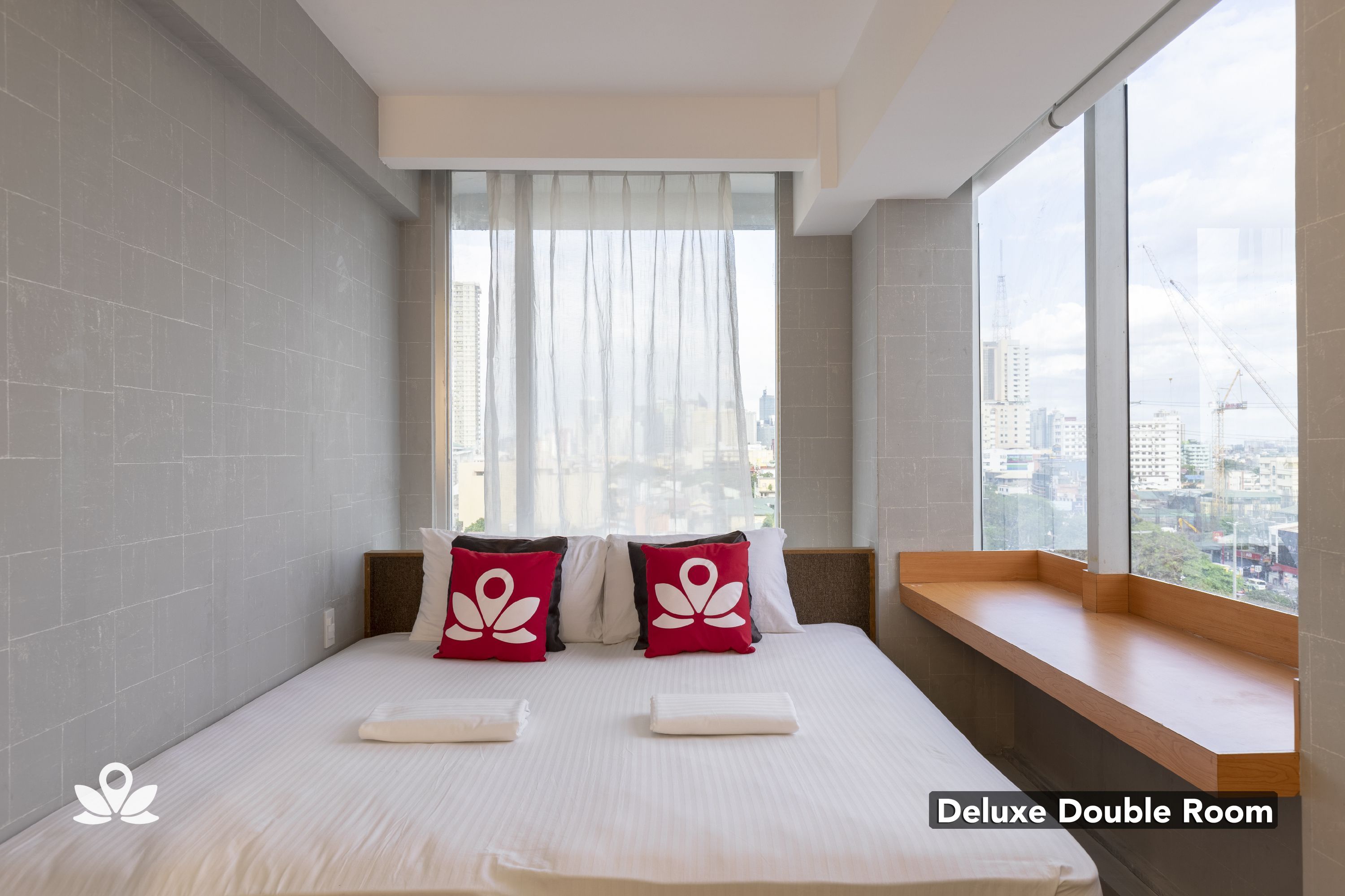 Selah Pods Pasay by ZEN Rooms