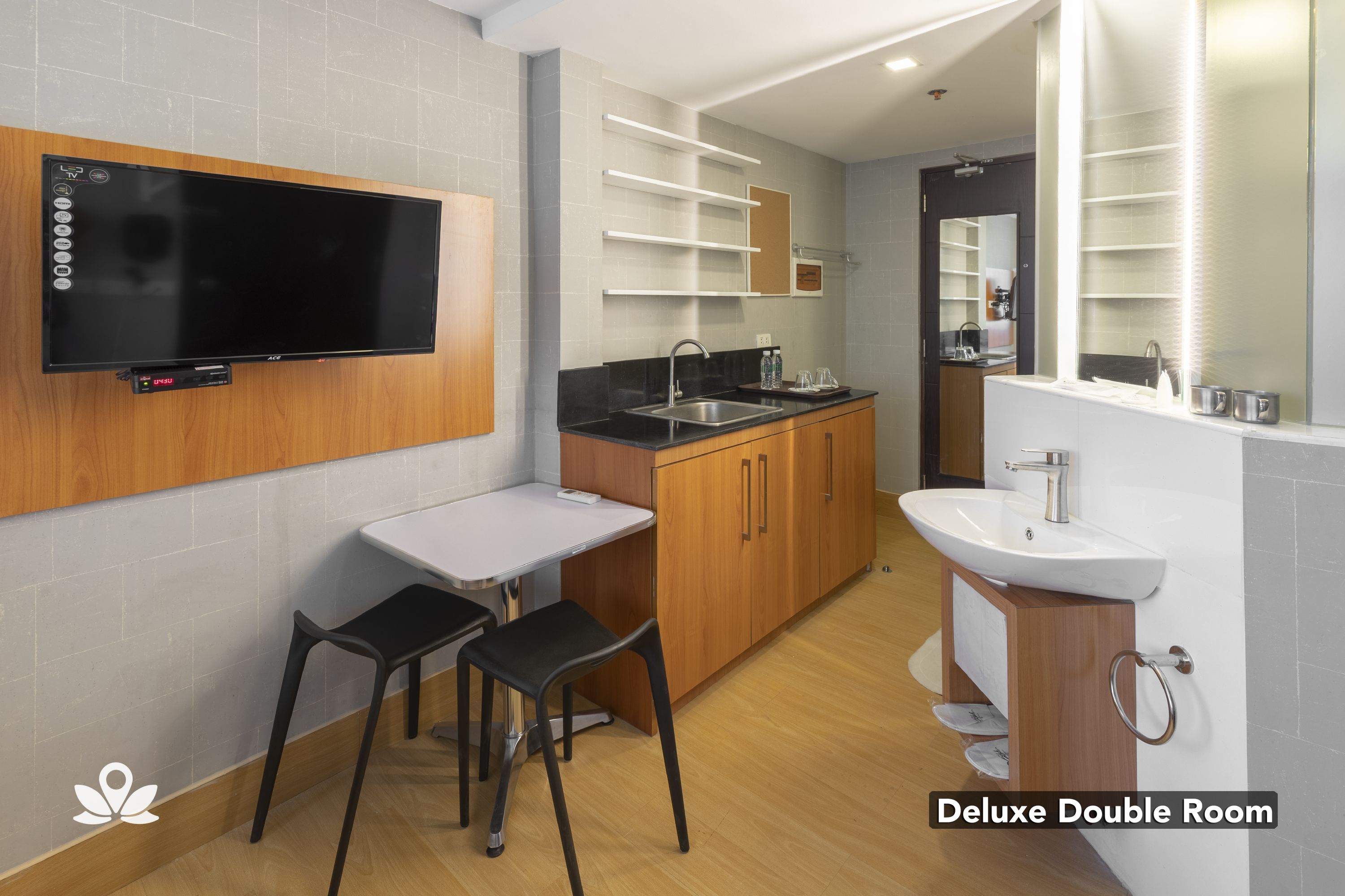Selah Pods Pasay by ZEN Rooms
