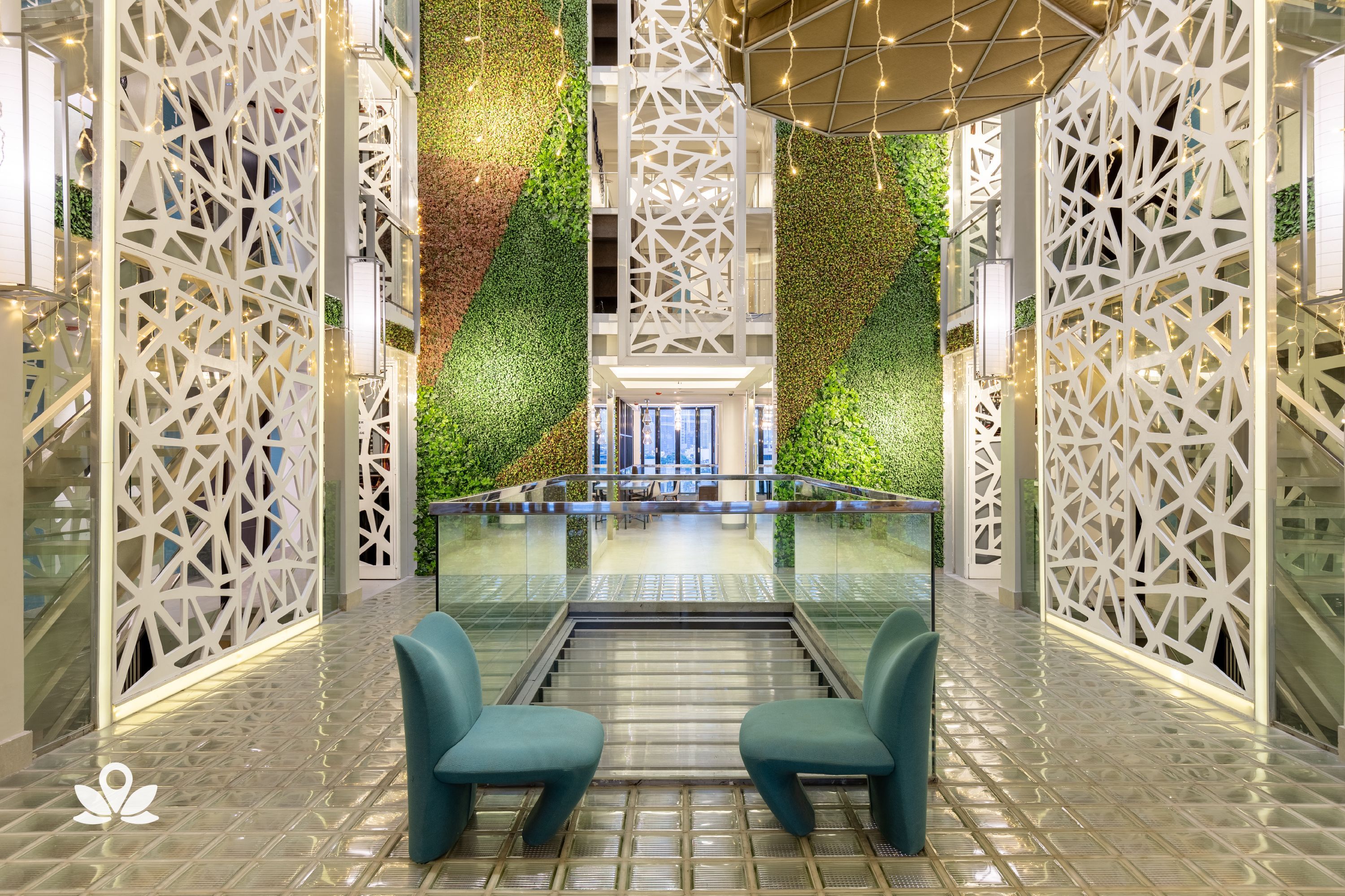 Selah Pods Pasay by ZEN Rooms