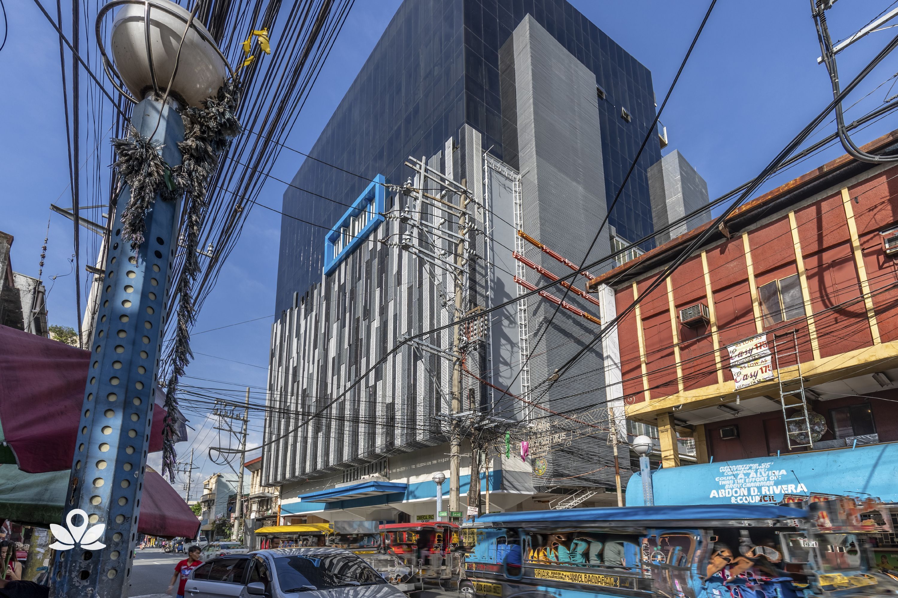 Selah Pods Pasay by ZEN Rooms