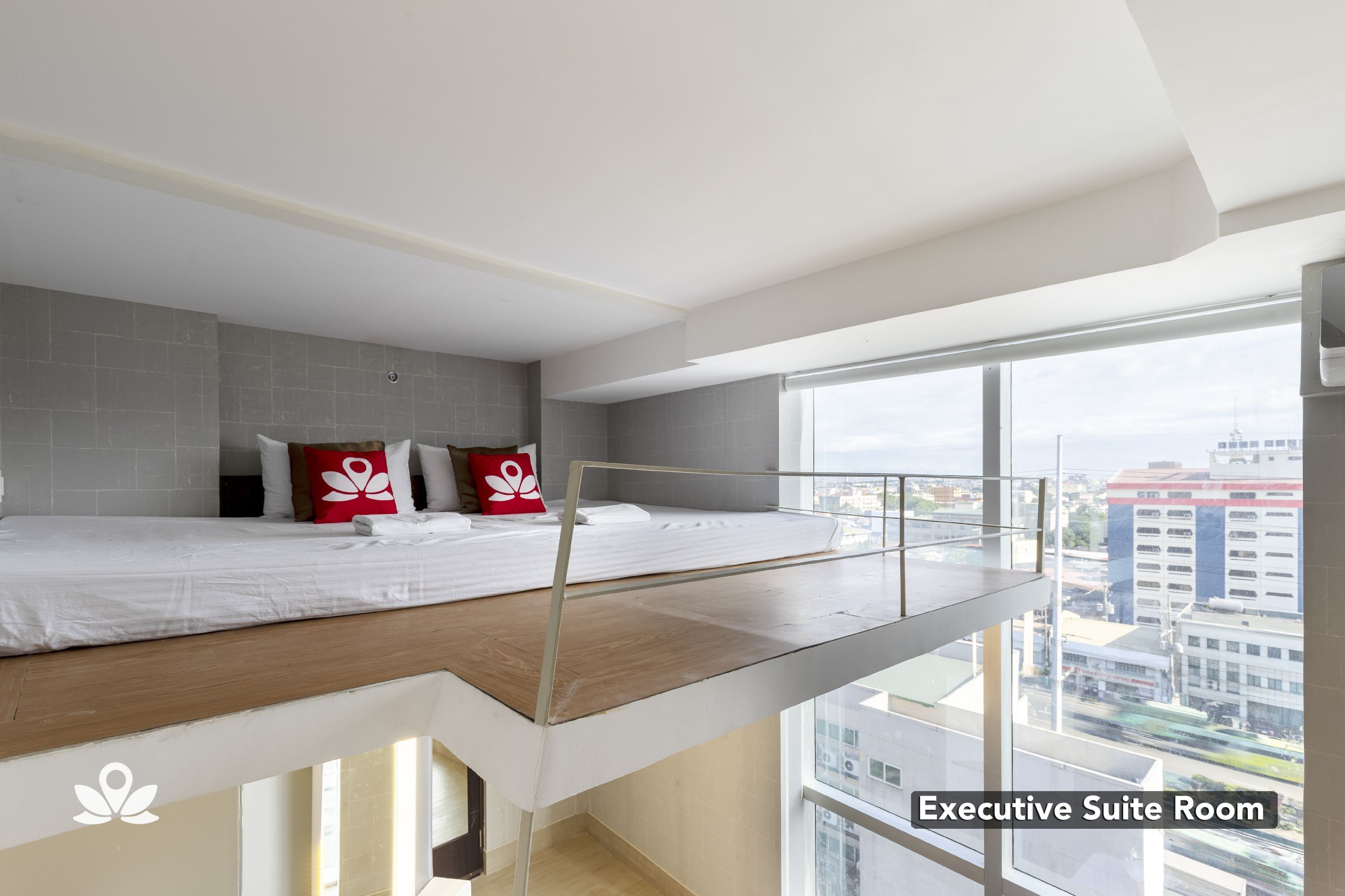 Selah Pods Pasay by ZEN Rooms
