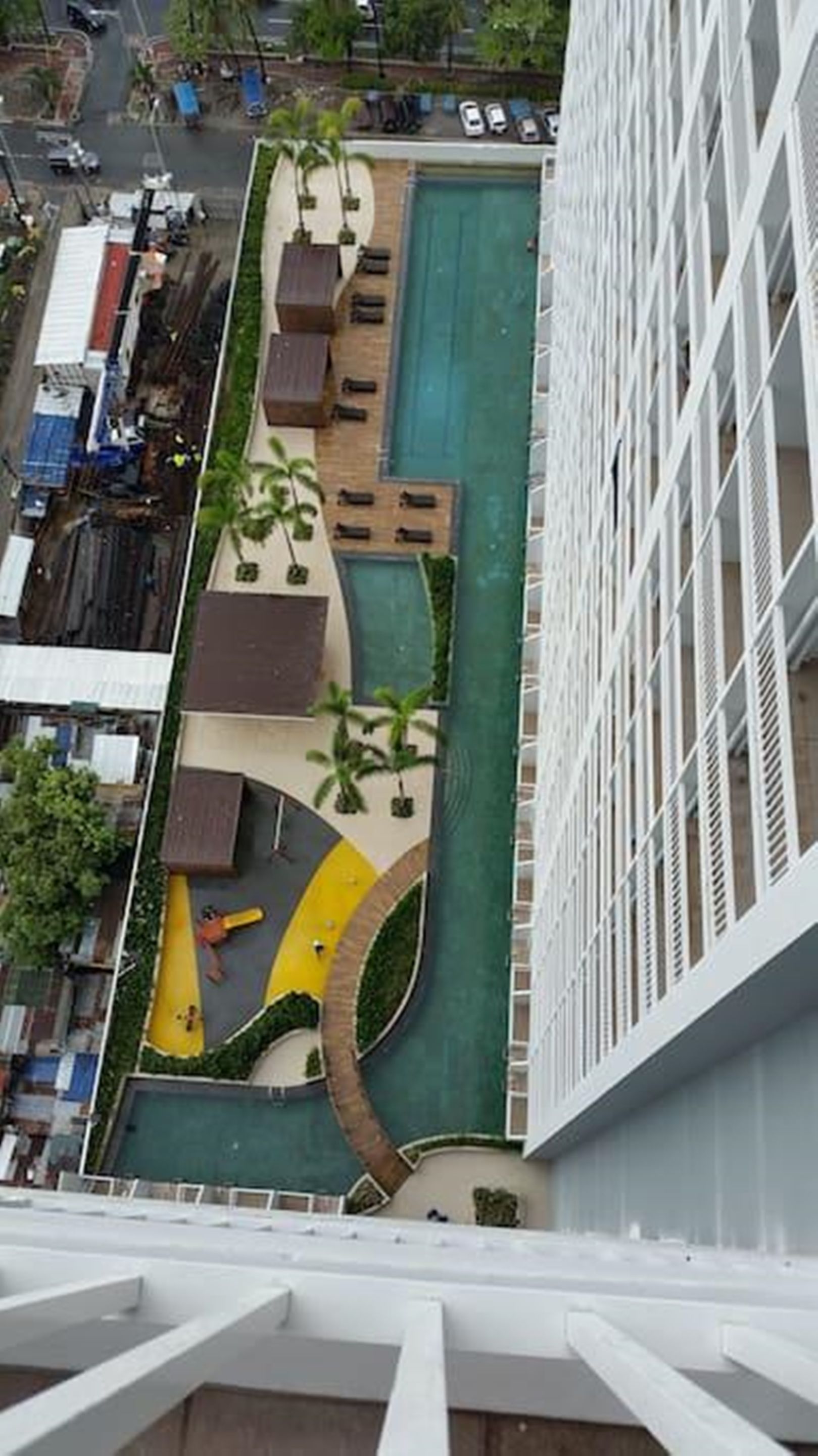SMDC Breeze Residences By MaxStays