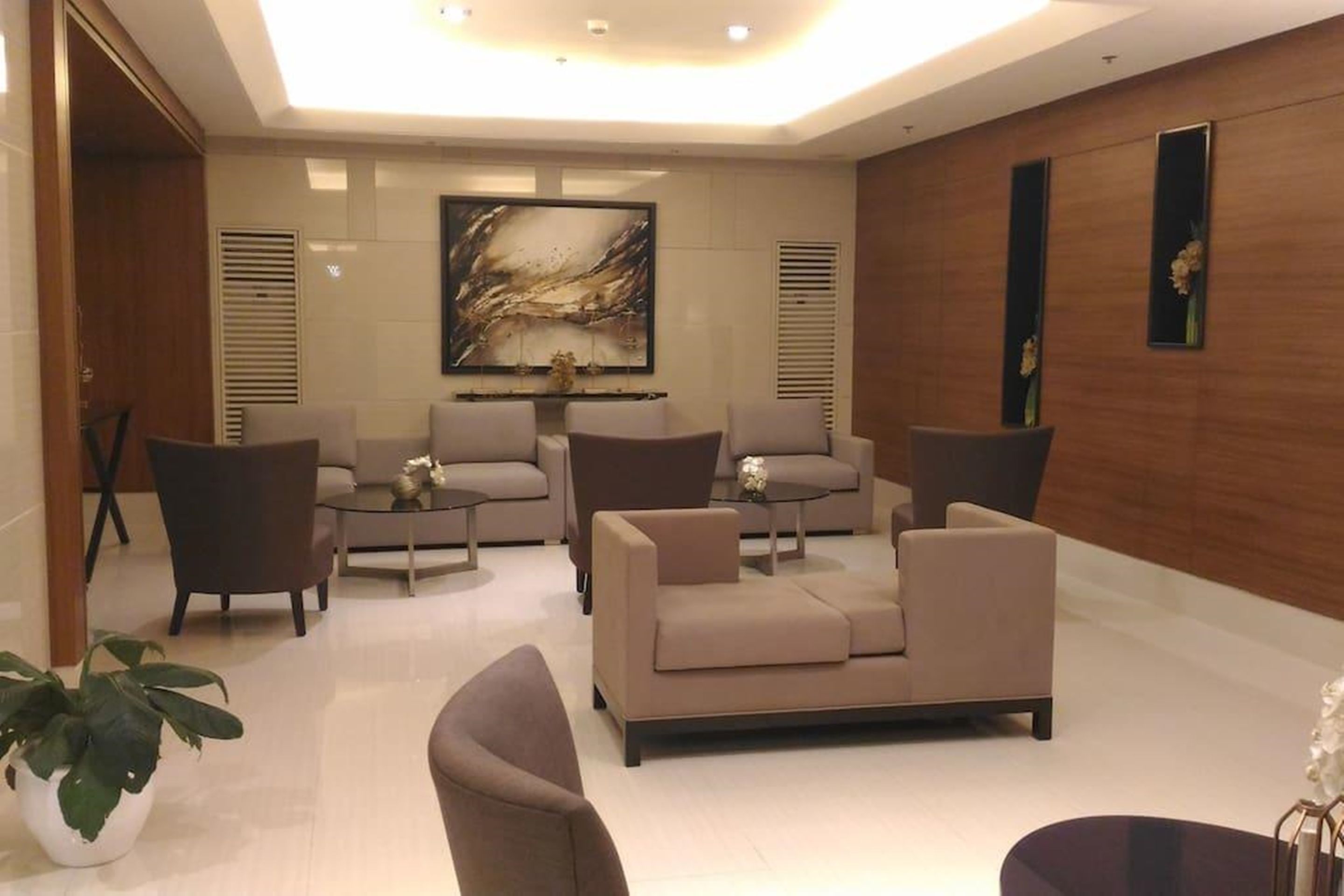 SMDC Breeze Residences By MaxStays