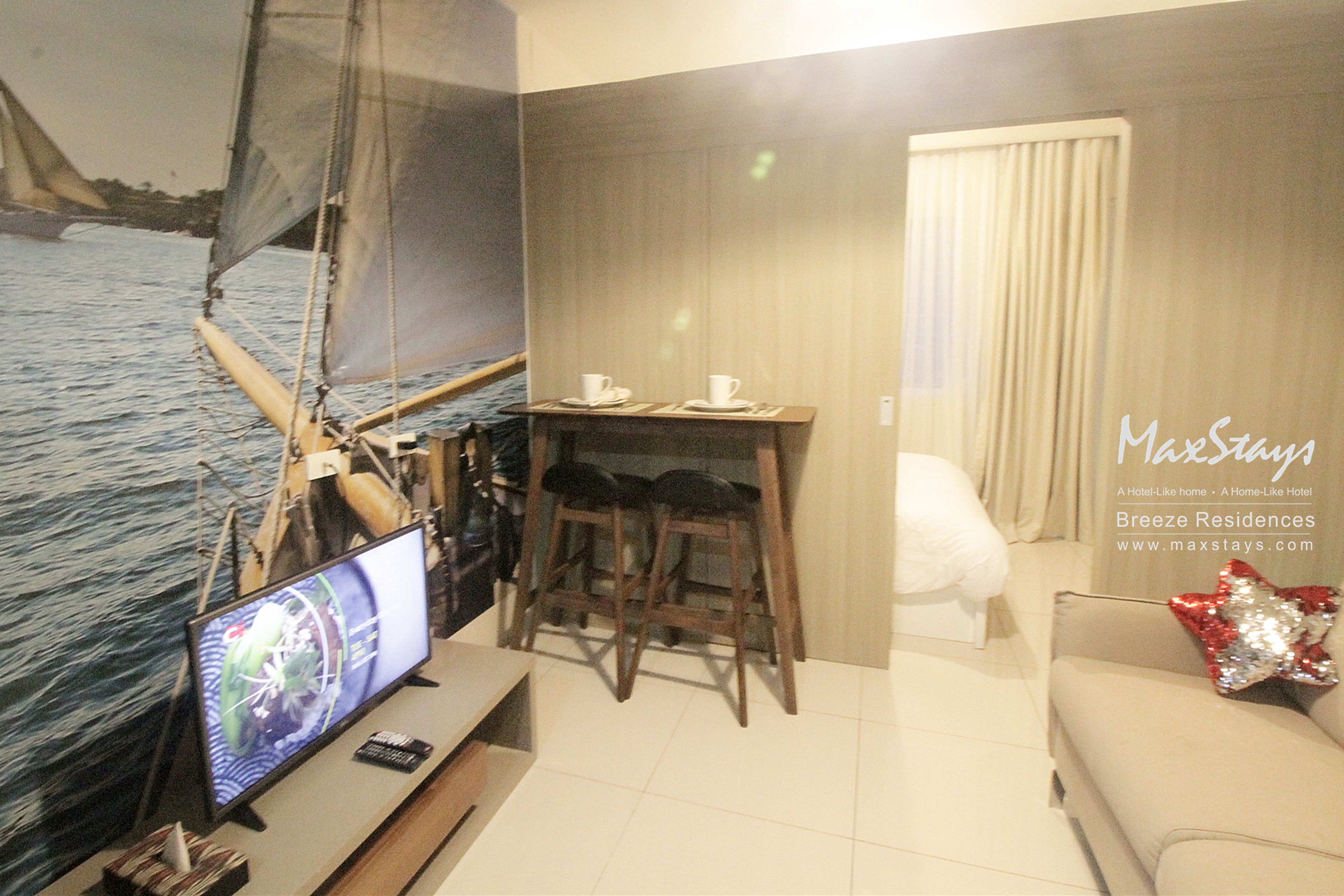 SMDC Breeze Residences By MaxStays