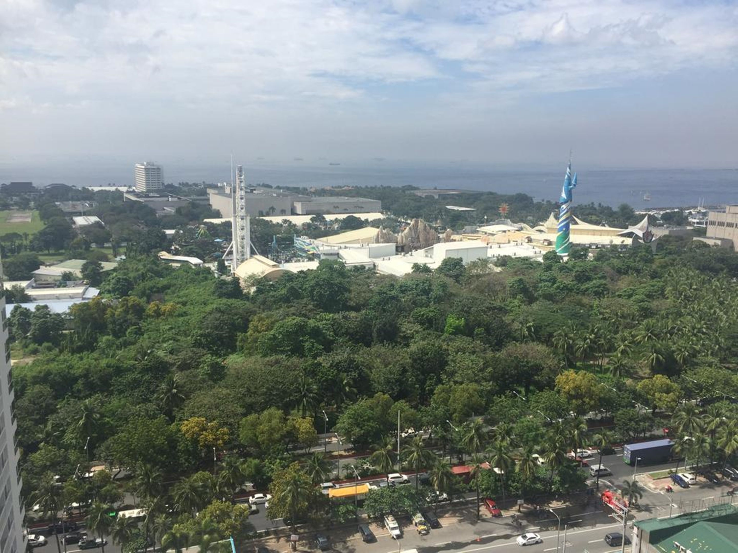 SMDC Breeze Residences By MaxStays