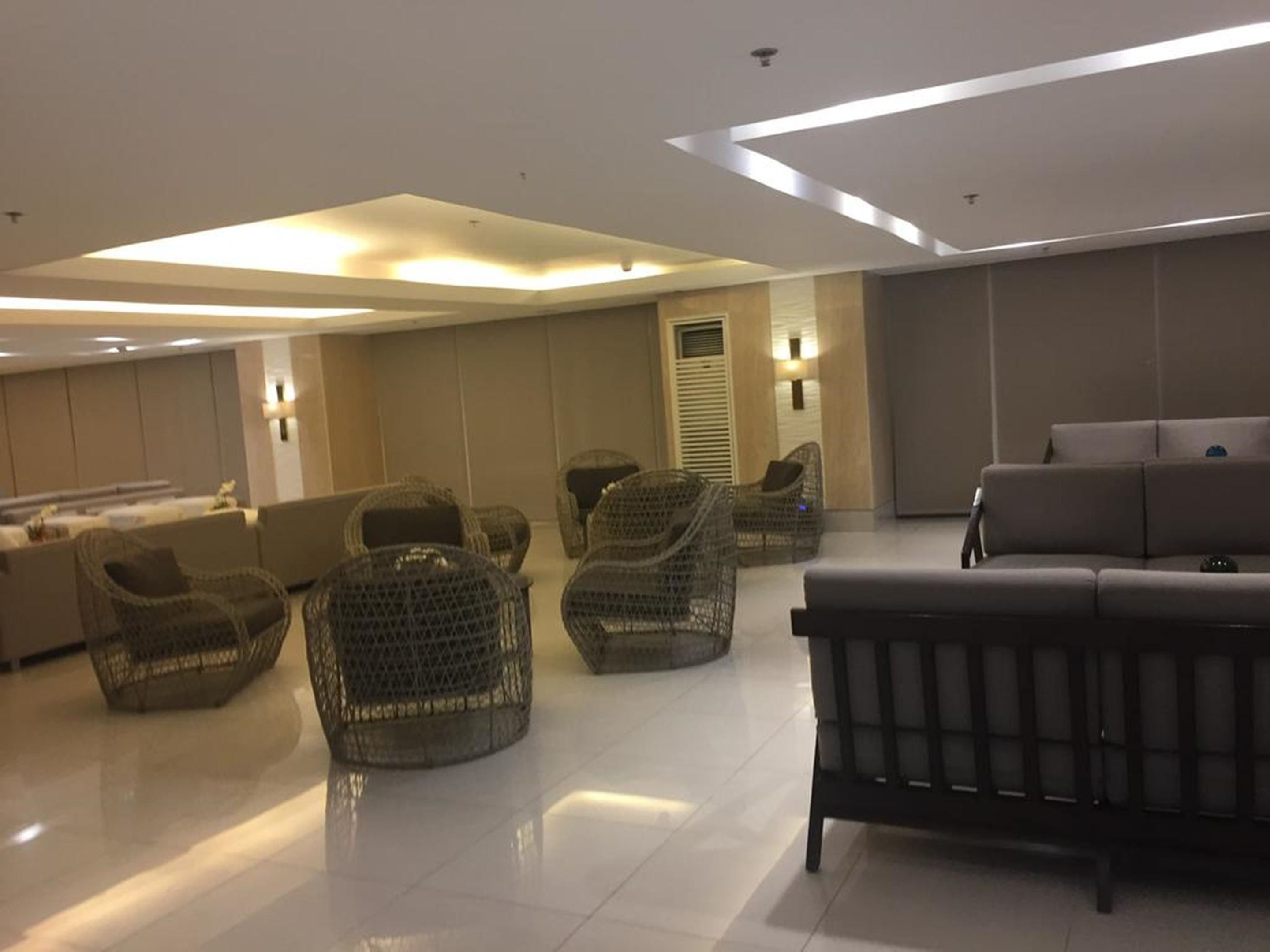SMDC Breeze Residences By MaxStays