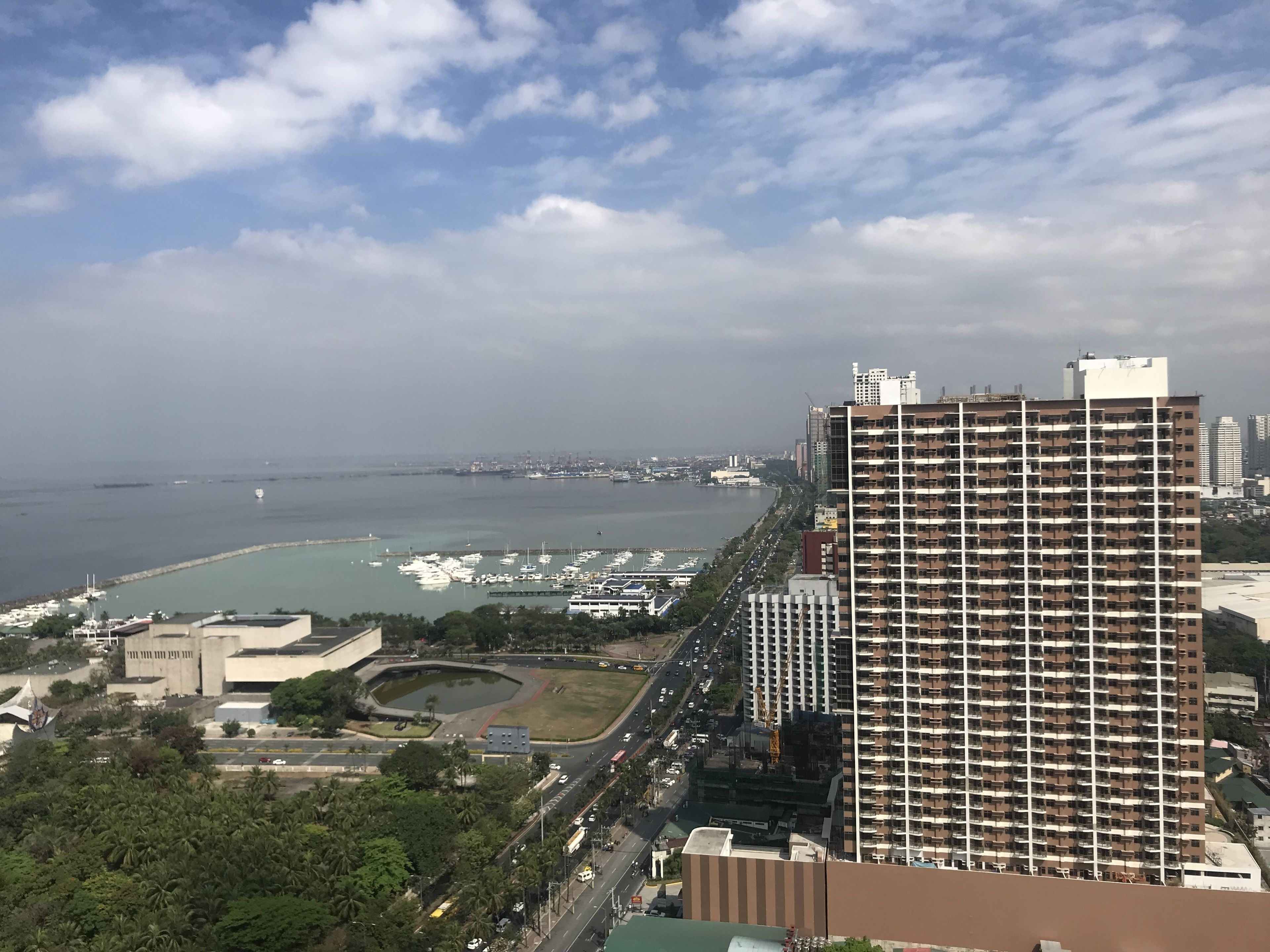 SMDC Breeze Residences By RBB Suites