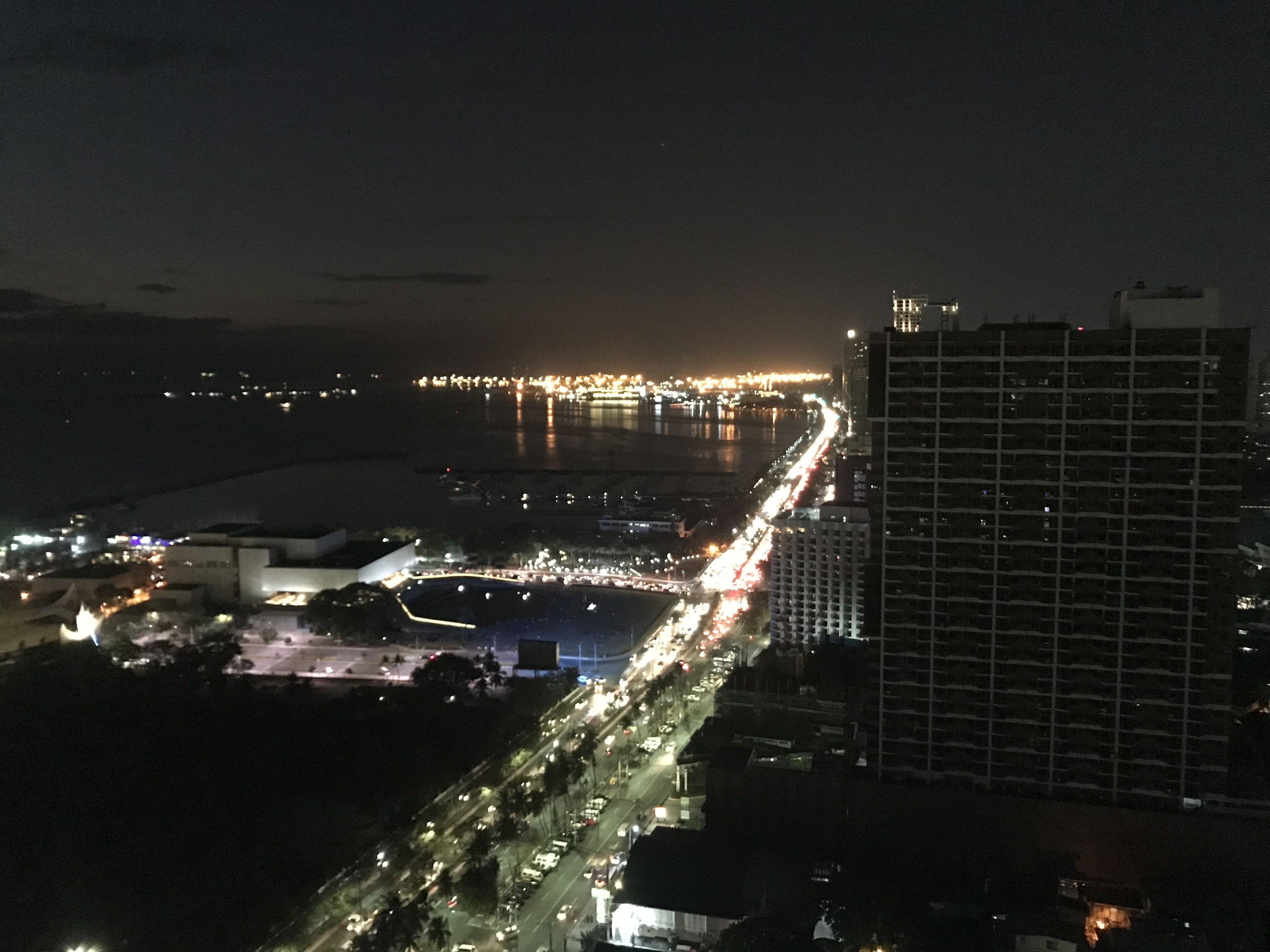 SMDC Breeze Residences By RBB Suites
