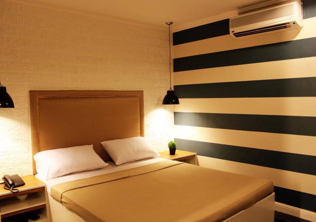Urban Travellers Hotel