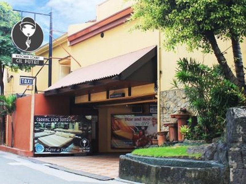 Victoria Court Gil Puyat