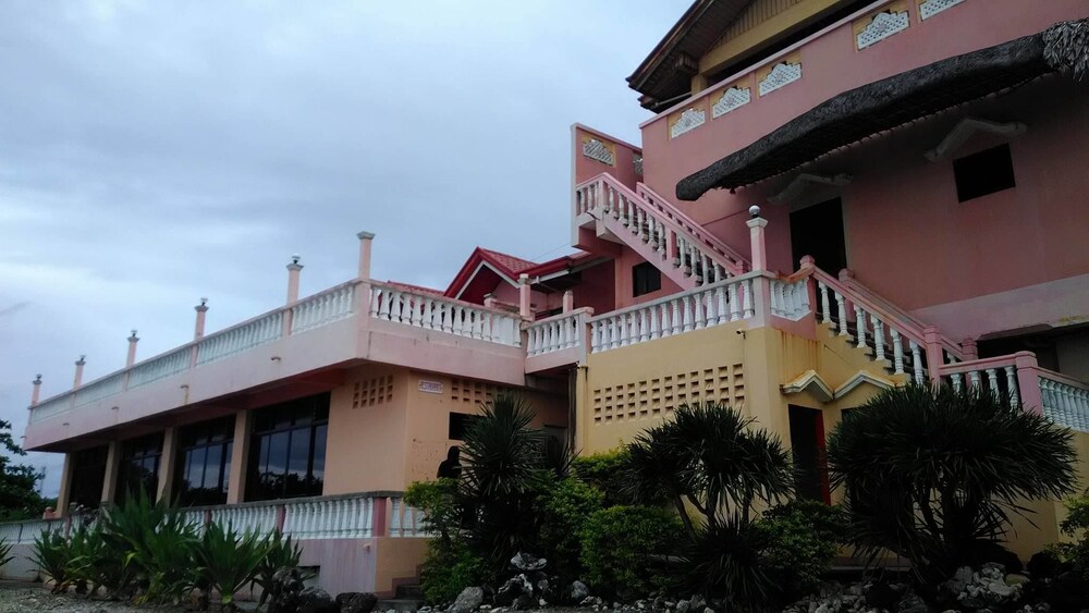 Blue Ridge Beach Resort